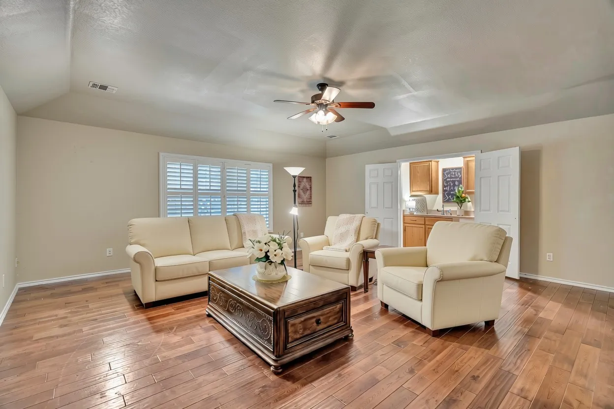 staged with ai. so much room and possibilities!