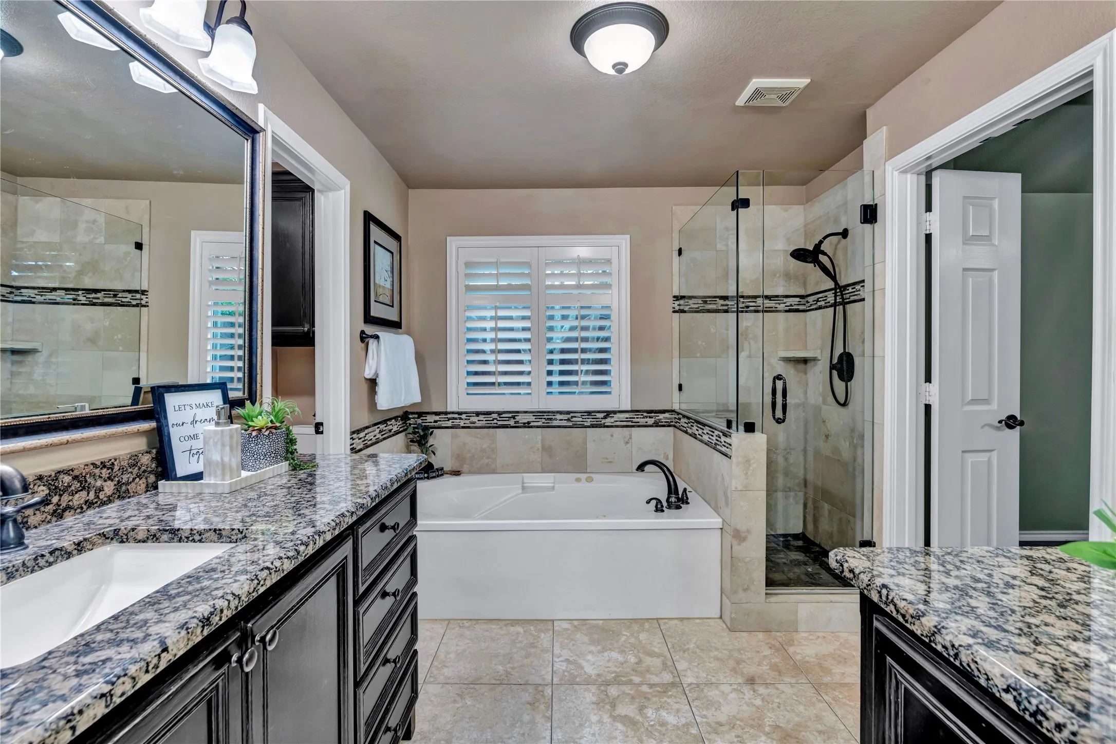 Single Family Residence For Sale in Collin County , 2405 Charlene Drive, Plano, Texas 75074, 3 Bedroom, 3 Bathroom, 3 Garage spaces, 2,637 Sqft, built in 1996, mls#21262336, Real Estate Agent in Plano, Homes For Sale in Collin county, Homes For Sale in Plano, Realtor in Plano Texas, Real Estate Brokerage Independent Realty Texas, Luminita Cordes Realtor