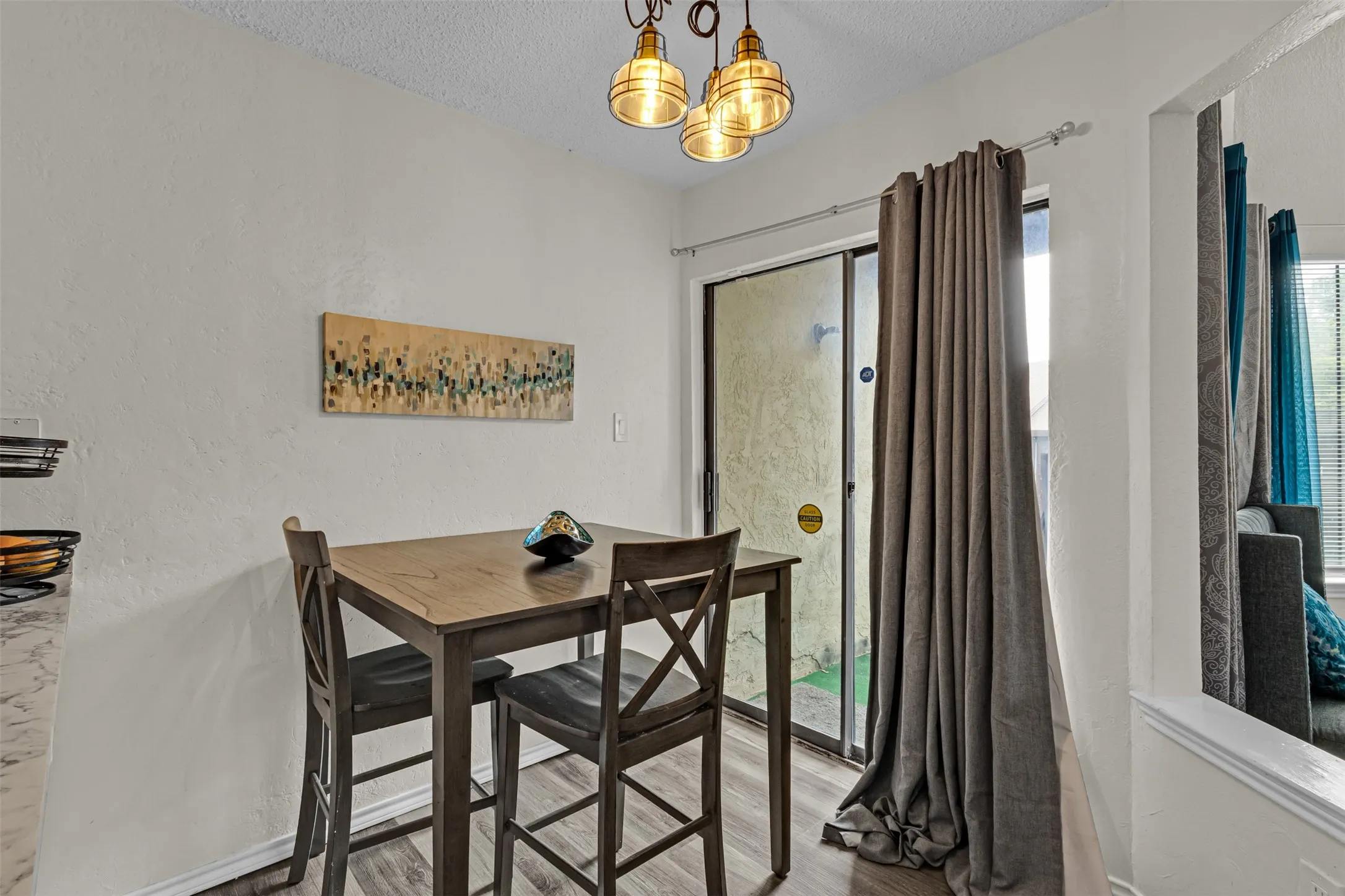 Condominium For Sale in Dallas County , 821 Dublin Drive 253, Richardson, Texas 75080, 2 Bedroom, 2 Bathroom, Garage spaces, 1,272 Sqft, built in 1981, Preowned, mls#21259760, Real Estate Agent in Richardson, Homes For Sale in Dallas county, Homes For Sale in Richardson, Realtor in Richardson Texas, Real Estate Brokerage Independent Realty Texas, Luminita Cordes Realtor