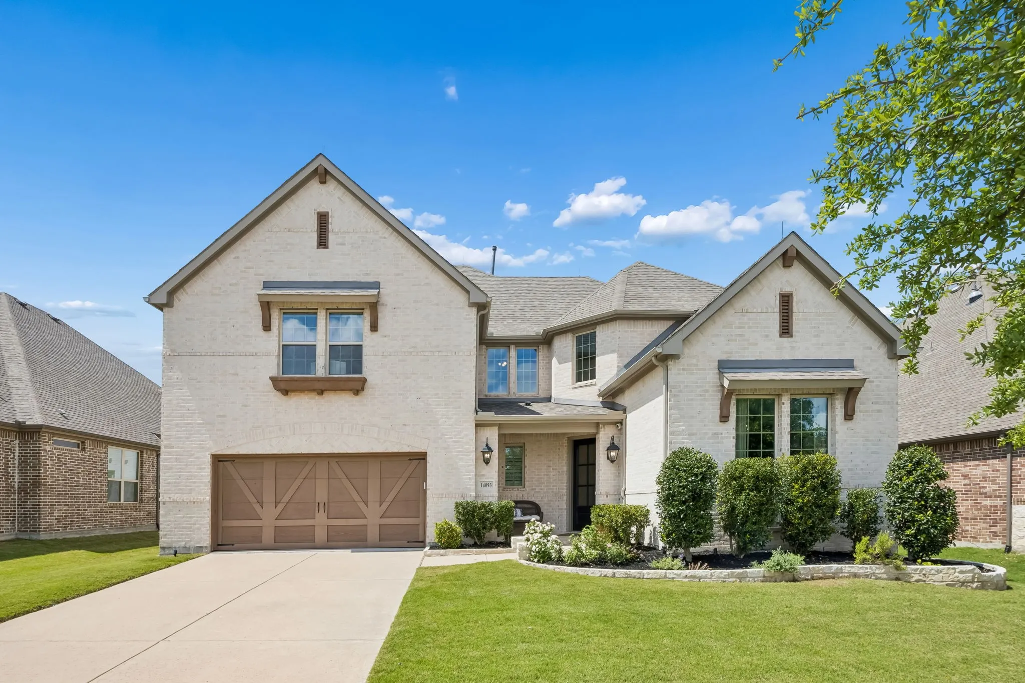 Single Family Residence For Sale in Collin County , 14093 Wheatfield Lane, Frisco, Texas 75035, 5 Bedroom, 5 Bathroom, 2 Garage spaces, 3,974 Sqft, built in 2019, mls#21262195, Real Estate Agent in Frisco, Homes For Sale in Collin county, Homes For Sale in Frisco, Realtor in Frisco Texas, Real Estate Brokerage Independent Realty Texas, Luminita Cordes Realtor