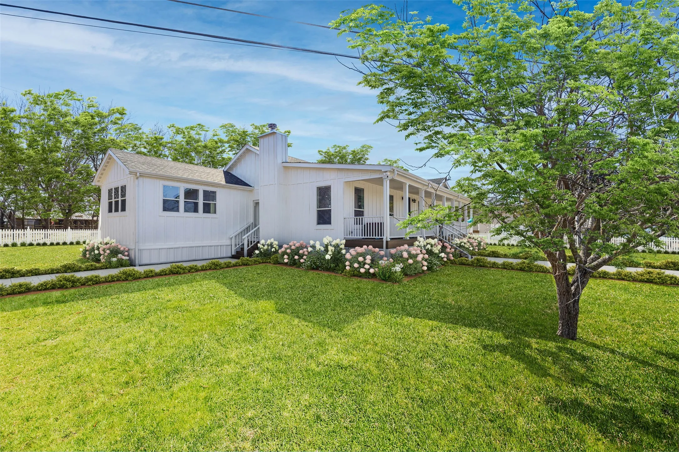 Virtual rendering to illustrate landscaping potential