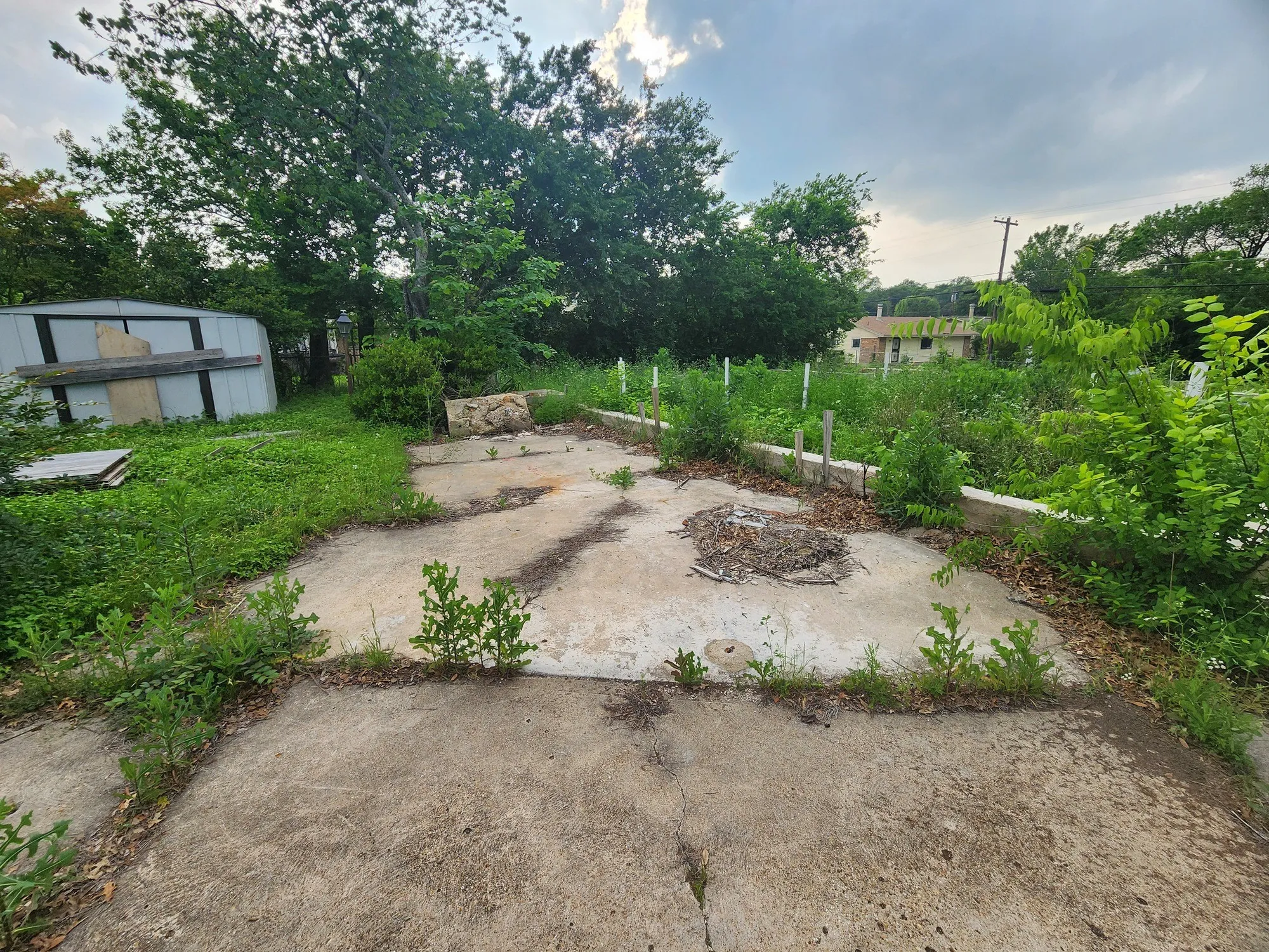 Unimproved Land For Sale in Dallas County , 1802 Sutter Street, Dallas, Texas 75216, 0, 0, Garage spaces, 0 Sqft, built in 0, mls#21261418, Real Estate Agent in Dallas, Homes For Sale in Dallas county, Homes For Sale in Dallas, Realtor in Dallas Texas, Real Estate Brokerage Independent Realty Texas, Luminita Cordes Realtor