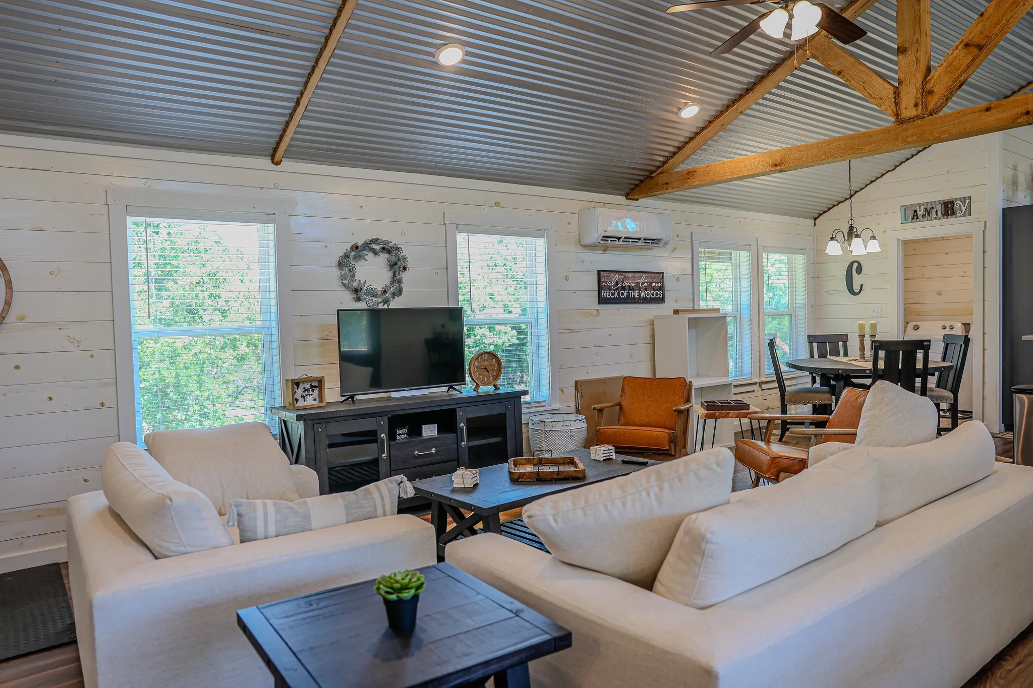 Single Family Residence For Sale in Palo Pinto County , 180 Wooded Crest, Palo Pinto, Texas 76484, 2 Bedroom, 2 Bathroom, Garage spaces, 1,080 Sqft, built in 2022, Preowned, mls#21251706, Real Estate Agent in Palo Pinto, Homes For Sale in Palo Pinto county, Homes For Sale in Palo Pinto, Realtor in Palo Pinto Texas, Real Estate Brokerage Independent Realty Texas, Luminita Cordes Realtor