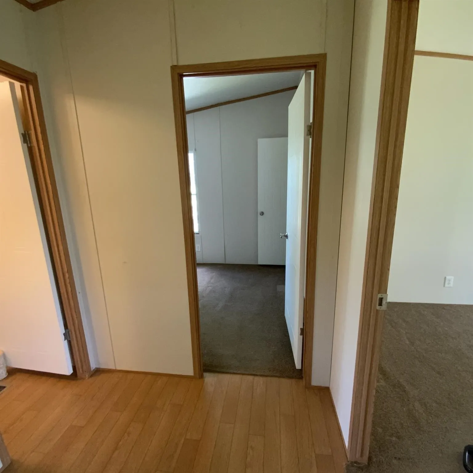 Mobile Home For Sale in Mc Lennan County , 929 Neighbors Corner Road, Mart, Texas 76664, 3 Bedroom, 2 Bathroom, Garage spaces, 1,344 Sqft, built in 2006, Unknown, mls#21262361, Real Estate Agent in Mart, Homes For Sale in Mc Lennan county, Homes For Sale in Mart, Realtor in Mart Texas, Real Estate Brokerage Independent Realty Texas, Luminita Cordes Realtor