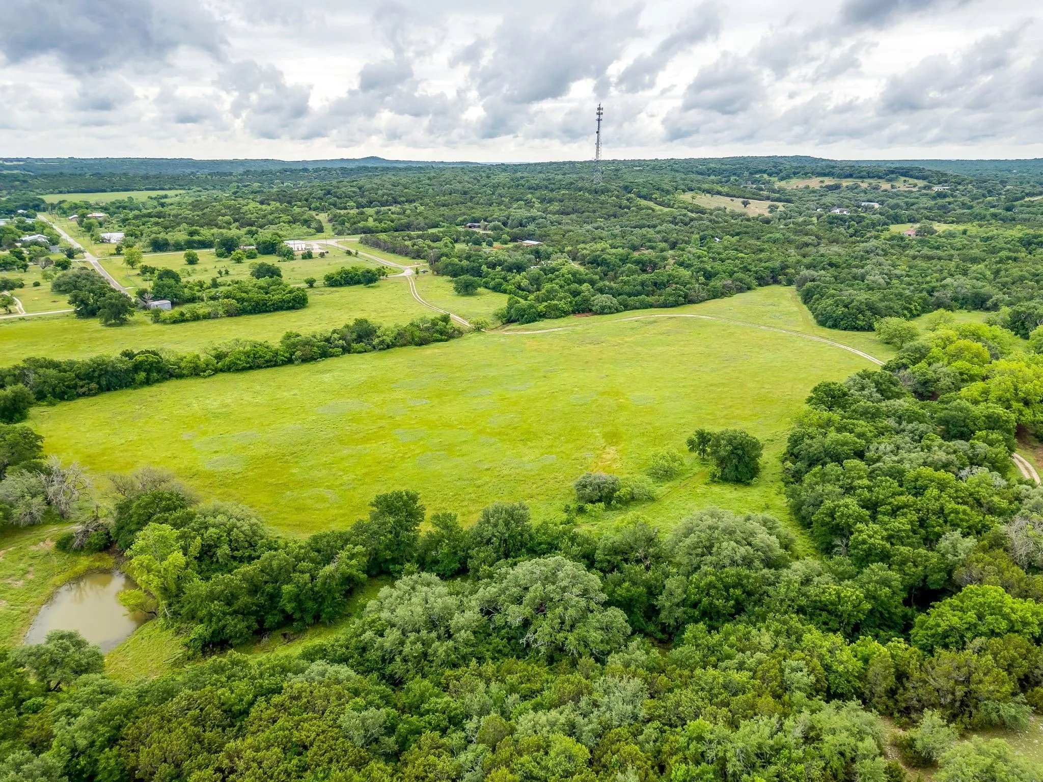 Farm For Sale in Palo Pinto County , 400 S 10th Avenue, Palo Pinto, Texas 76472, 2 Bedroom, 2 Bathroom, 2 Garage spaces, 1,207 Sqft, built in 2000, mls#21262255, Real Estate Agent in Palo Pinto, Homes For Sale in Palo Pinto county, Homes For Sale in Palo Pinto, Realtor in Palo Pinto Texas, Real Estate Brokerage Independent Realty Texas, Luminita Cordes Realtor