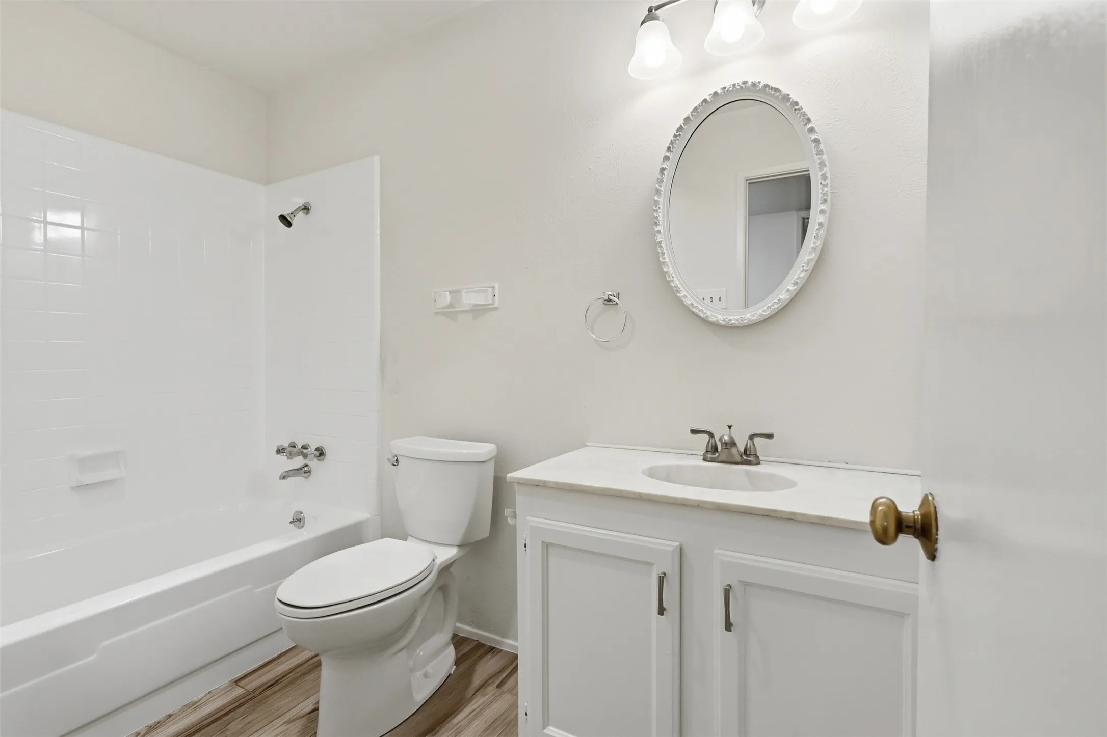 Single Family Residence For Sale in Collin County , 1201 Platt Drive, Plano, Texas 75023, 3 Bedroom, 2 Bathroom, 2 Garage spaces, 1,624 Sqft, built in 1973, mls#21259971, Real Estate Agent in Plano, Homes For Sale in Collin county, Homes For Sale in Plano, Realtor in Plano Texas, Real Estate Brokerage Independent Realty Texas, Luminita Cordes Realtor