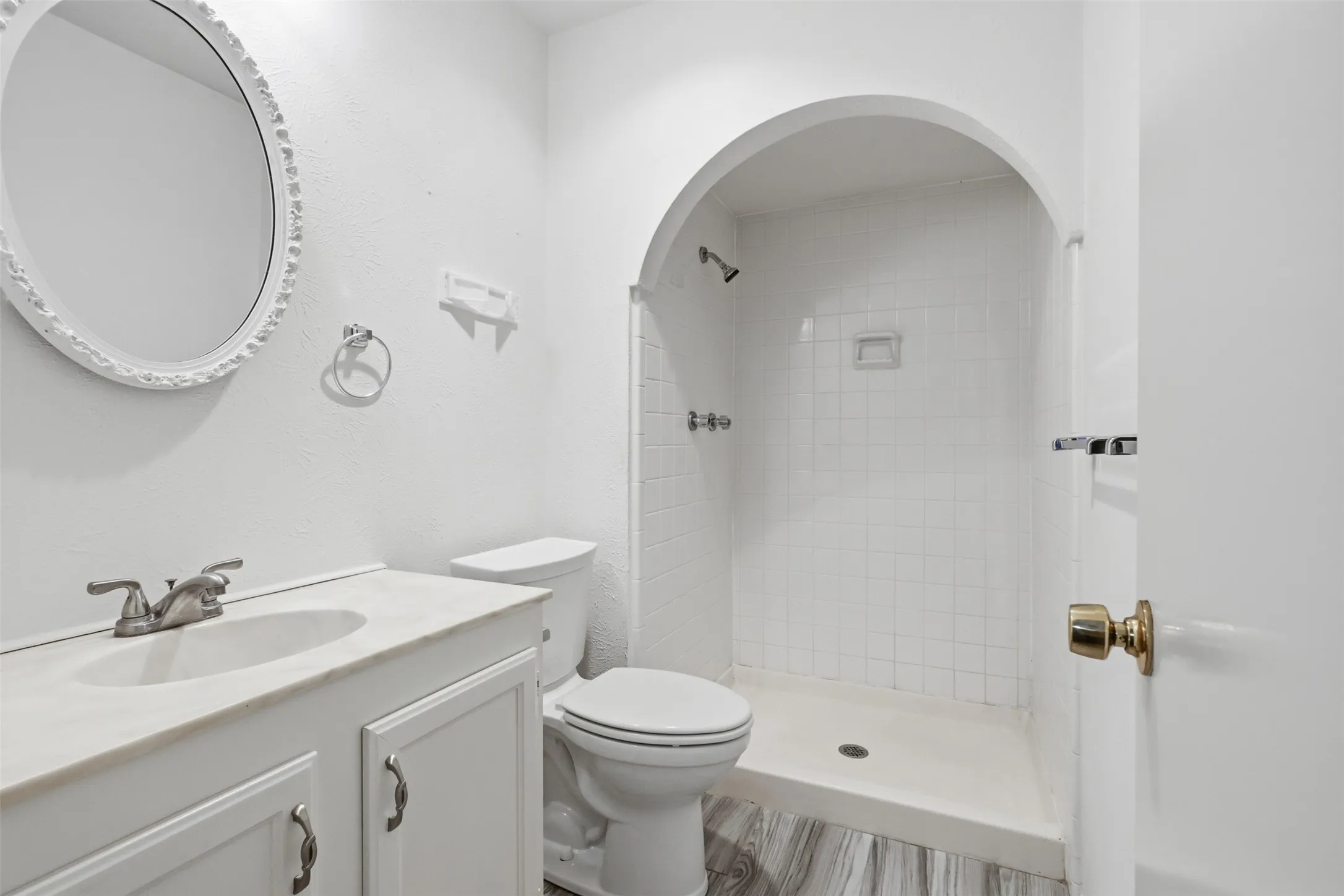 Single Family Residence For Sale in Collin County , 1201 Platt Drive, Plano, Texas 75023, 3 Bedroom, 2 Bathroom, 2 Garage spaces, 1,624 Sqft, built in 1973, mls#21259971, Real Estate Agent in Plano, Homes For Sale in Collin county, Homes For Sale in Plano, Realtor in Plano Texas, Real Estate Brokerage Independent Realty Texas, Luminita Cordes Realtor