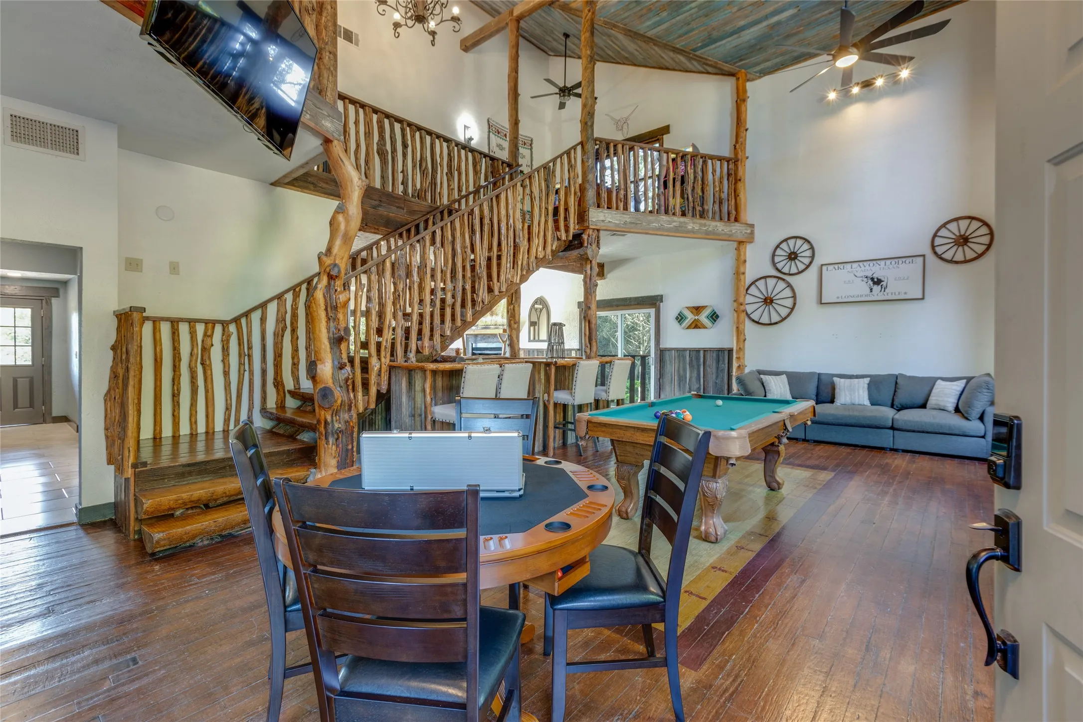 Single Family Residence For Sale in Collin County , 7404 County Road 964, Nevada, Texas 75173, 6 Bedroom, 7 Bathroom, 2 Garage spaces, 4,208 Sqft, built in 1968, Preowned, mls#21228583, Real Estate Agent in Nevada, Homes For Sale in Collin county, Homes For Sale in Nevada, Realtor in Nevada Texas, Real Estate Brokerage Independent Realty Texas, Luminita Cordes Realtor