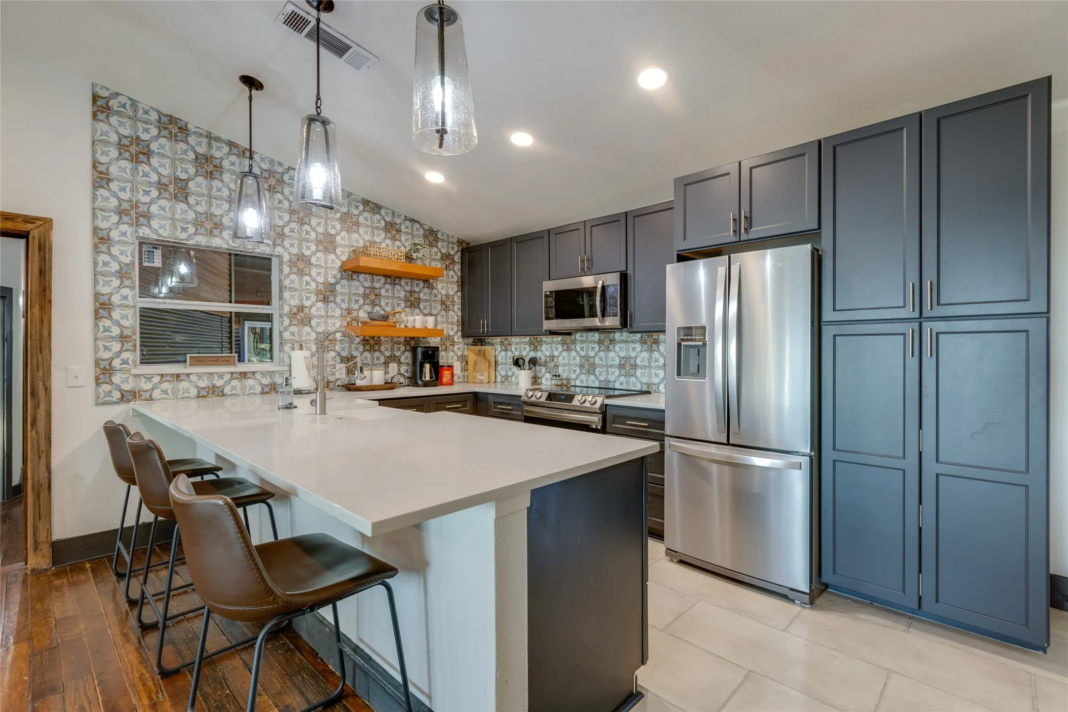 Single Family Residence For Sale in Collin County , 7404 County Road 964, Nevada, Texas 75173, 6 Bedroom, 7 Bathroom, 2 Garage spaces, 4,208 Sqft, built in 1968, Preowned, mls#21228583, Real Estate Agent in Nevada, Homes For Sale in Collin county, Homes For Sale in Nevada, Realtor in Nevada Texas, Real Estate Brokerage Independent Realty Texas, Luminita Cordes Realtor