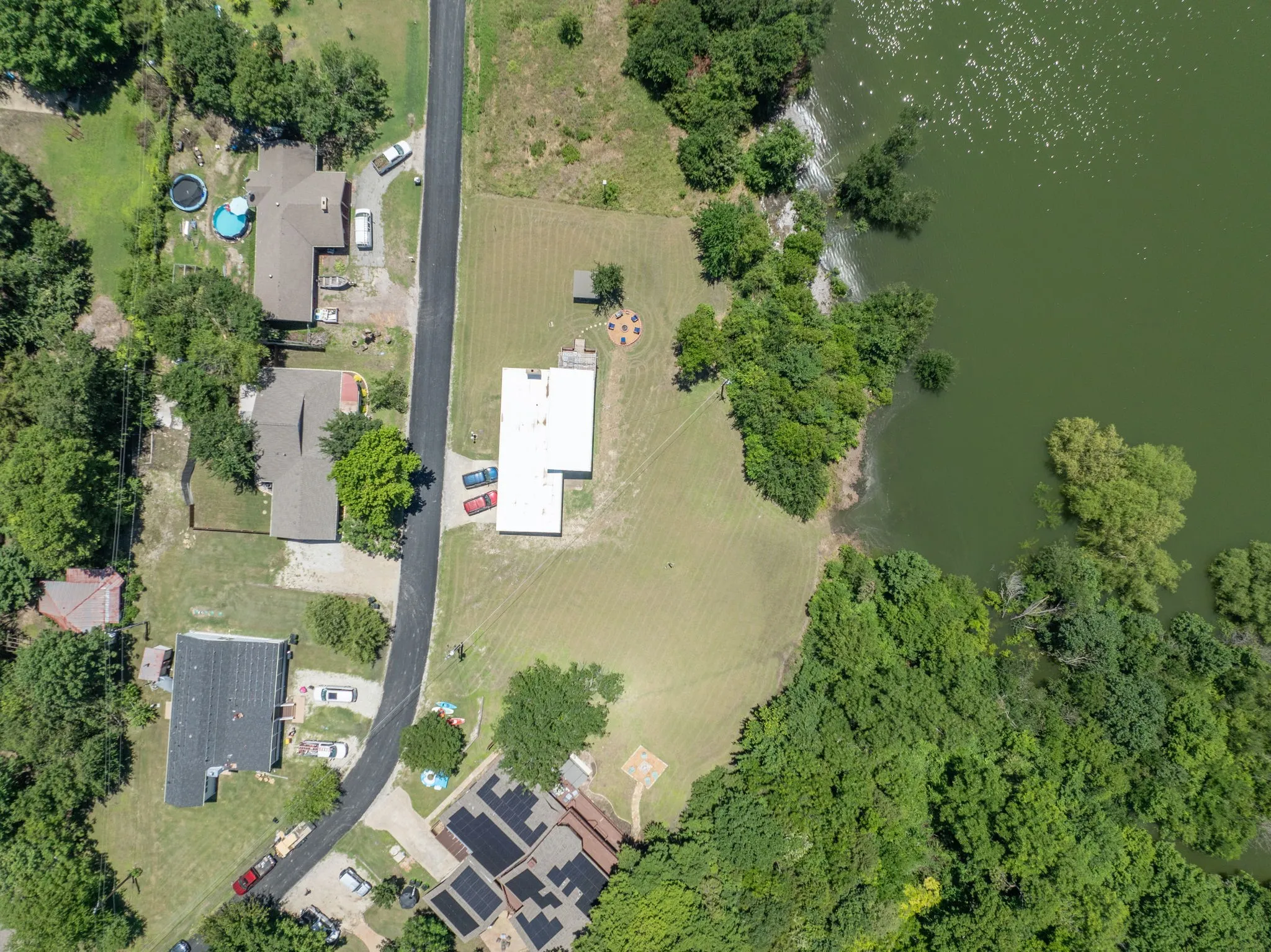 Single Family Residence For Sale in Collin County , 7404 County Road 964, Nevada, Texas 75173, 6 Bedroom, 7 Bathroom, 2 Garage spaces, 4,208 Sqft, built in 1968, Preowned, mls#21228583, Real Estate Agent in Nevada, Homes For Sale in Collin county, Homes For Sale in Nevada, Realtor in Nevada Texas, Real Estate Brokerage Independent Realty Texas, Luminita Cordes Realtor