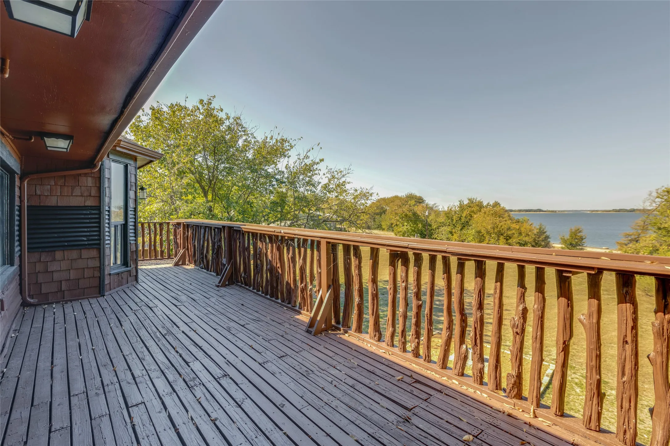 Single Family Residence For Sale in Collin County , 7404 County Road 964, Nevada, Texas 75173, 6 Bedroom, 7 Bathroom, 2 Garage spaces, 4,208 Sqft, built in 1968, Preowned, mls#21228583, Real Estate Agent in Nevada, Homes For Sale in Collin county, Homes For Sale in Nevada, Realtor in Nevada Texas, Real Estate Brokerage Independent Realty Texas, Luminita Cordes Realtor