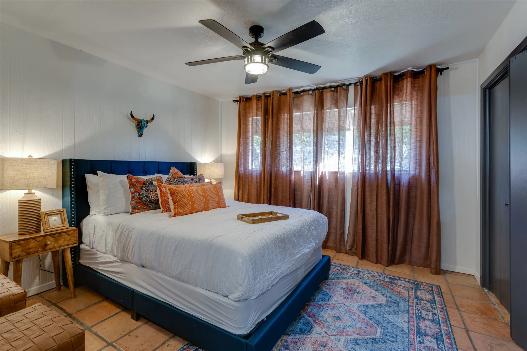 Single Family Residence For Sale in Collin County , 7404 County Road 964, Nevada, Texas 75173, 6 Bedroom, 7 Bathroom, 2 Garage spaces, 4,208 Sqft, built in 1968, Preowned, mls#21228583, Real Estate Agent in Nevada, Homes For Sale in Collin county, Homes For Sale in Nevada, Realtor in Nevada Texas, Real Estate Brokerage Independent Realty Texas, Luminita Cordes Realtor