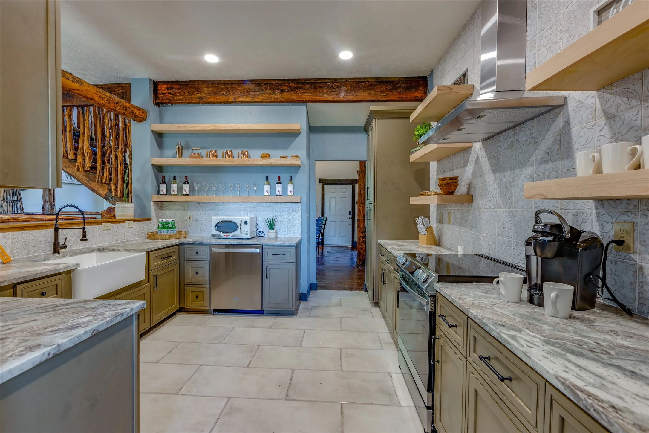 Single Family Residence For Sale in Collin County , 7404 County Road 964, Nevada, Texas 75173, 6 Bedroom, 7 Bathroom, 2 Garage spaces, 4,208 Sqft, built in 1968, Preowned, mls#21228583, Real Estate Agent in Nevada, Homes For Sale in Collin county, Homes For Sale in Nevada, Realtor in Nevada Texas, Real Estate Brokerage Independent Realty Texas, Luminita Cordes Realtor