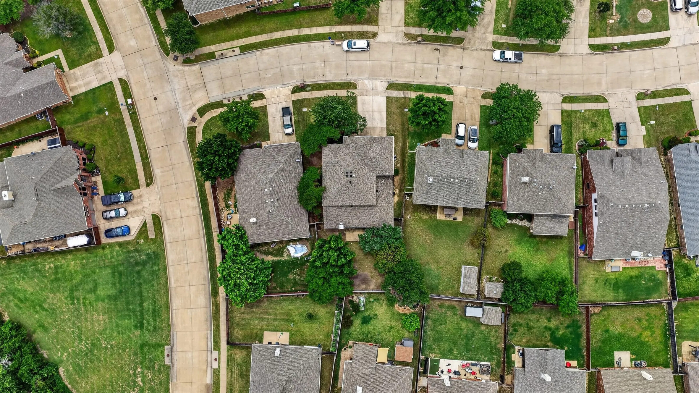 Single Family Residence For Sale in Collin County , 1321 Iron Horse Street, Wylie, Texas 75098, 4 Bedroom, 3 Bathroom, 2 Garage spaces, 2,547 Sqft, built in 2005, mls#21246438, Real Estate Agent in Wylie, Homes For Sale in Collin county, Homes For Sale in Wylie, Realtor in Wylie Texas, Real Estate Brokerage Independent Realty Texas, Luminita Cordes Realtor