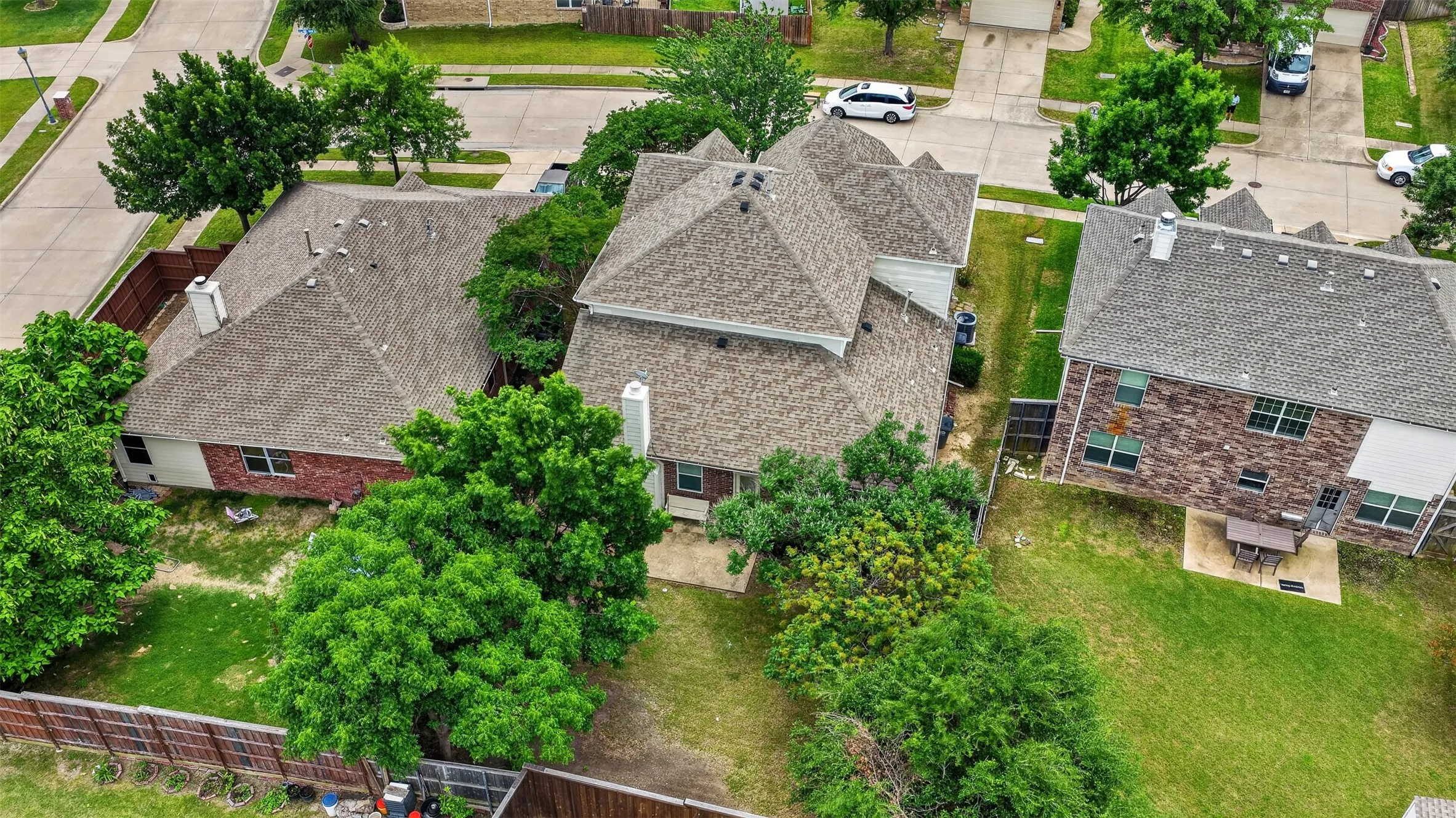 Single Family Residence For Sale in Collin County , 1321 Iron Horse Street, Wylie, Texas 75098, 4 Bedroom, 3 Bathroom, 2 Garage spaces, 2,547 Sqft, built in 2005, mls#21246438, Real Estate Agent in Wylie, Homes For Sale in Collin county, Homes For Sale in Wylie, Realtor in Wylie Texas, Real Estate Brokerage Independent Realty Texas, Luminita Cordes Realtor