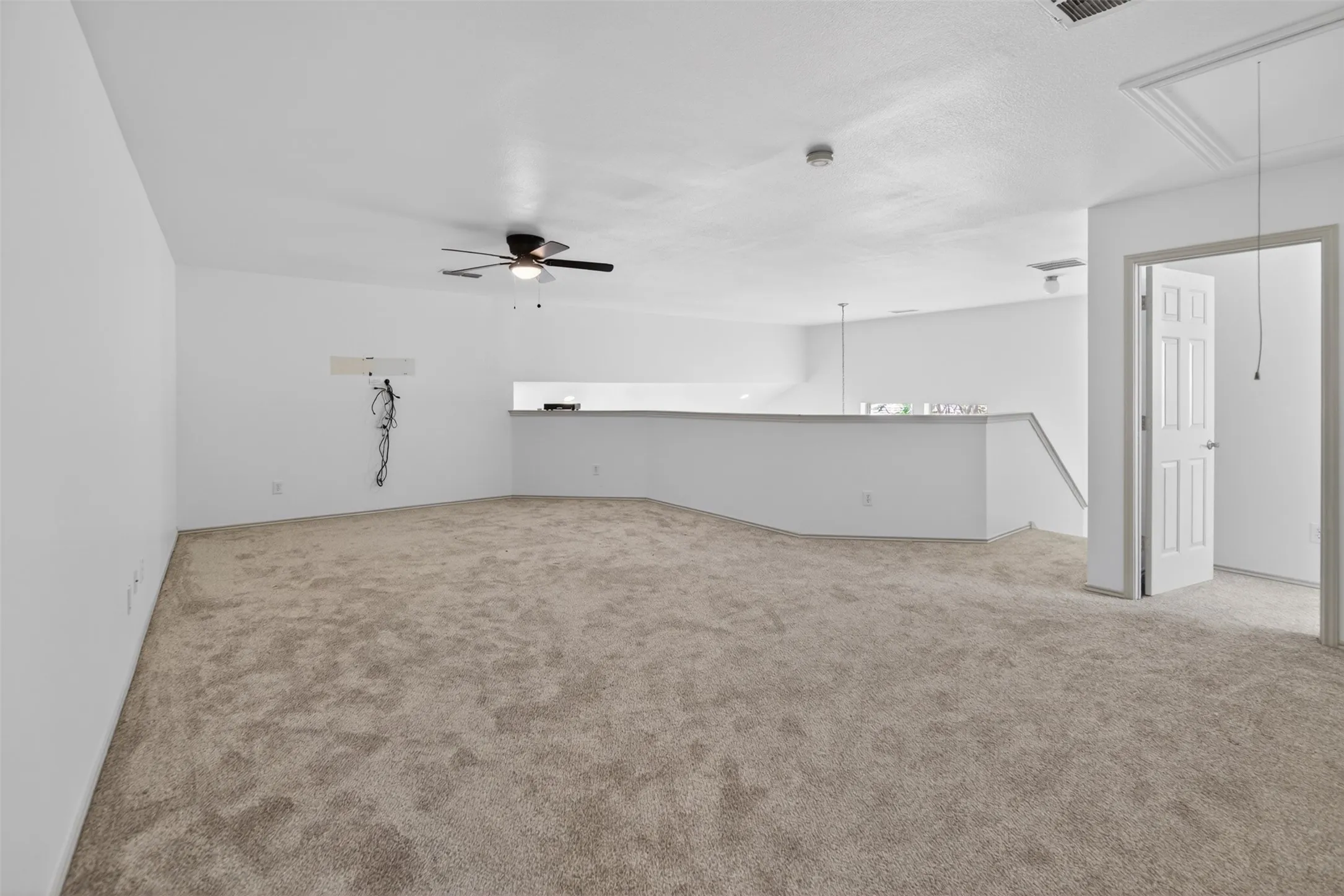 Single Family Residence For Sale in Collin County , 1321 Iron Horse Street, Wylie, Texas 75098, 4 Bedroom, 3 Bathroom, 2 Garage spaces, 2,547 Sqft, built in 2005, mls#21246438, Real Estate Agent in Wylie, Homes For Sale in Collin county, Homes For Sale in Wylie, Realtor in Wylie Texas, Real Estate Brokerage Independent Realty Texas, Luminita Cordes Realtor