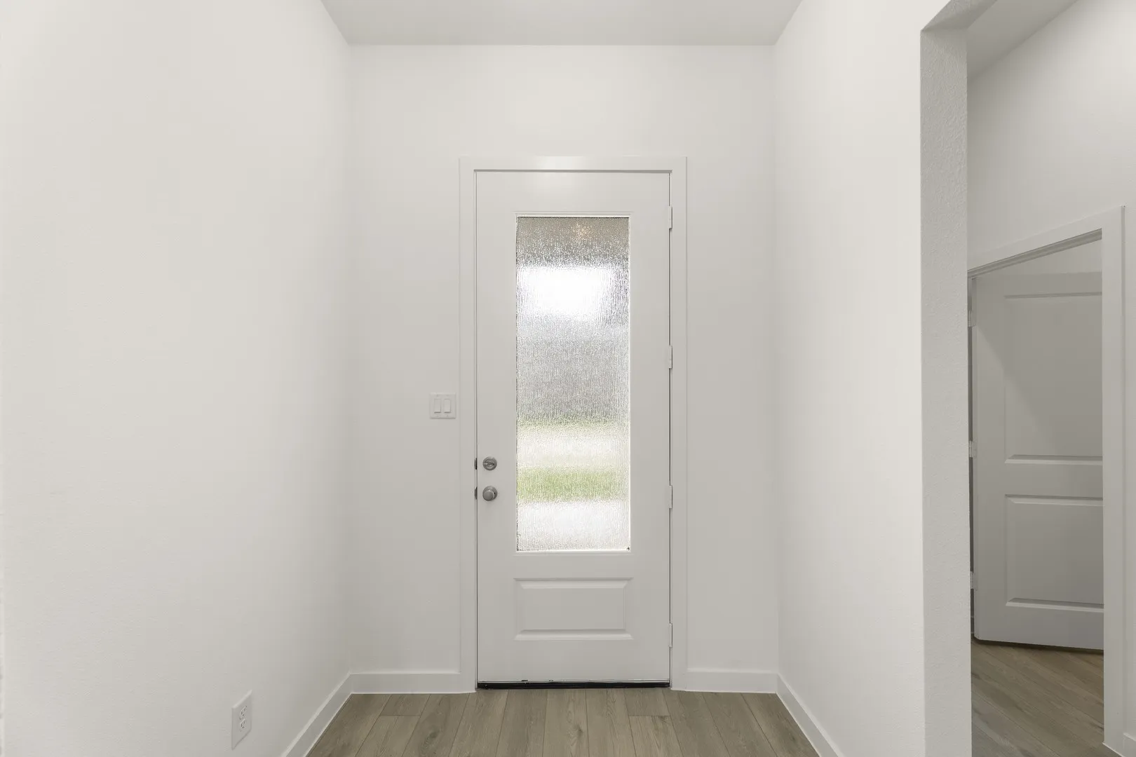 03. 1516 Eagle Meadow - Entry