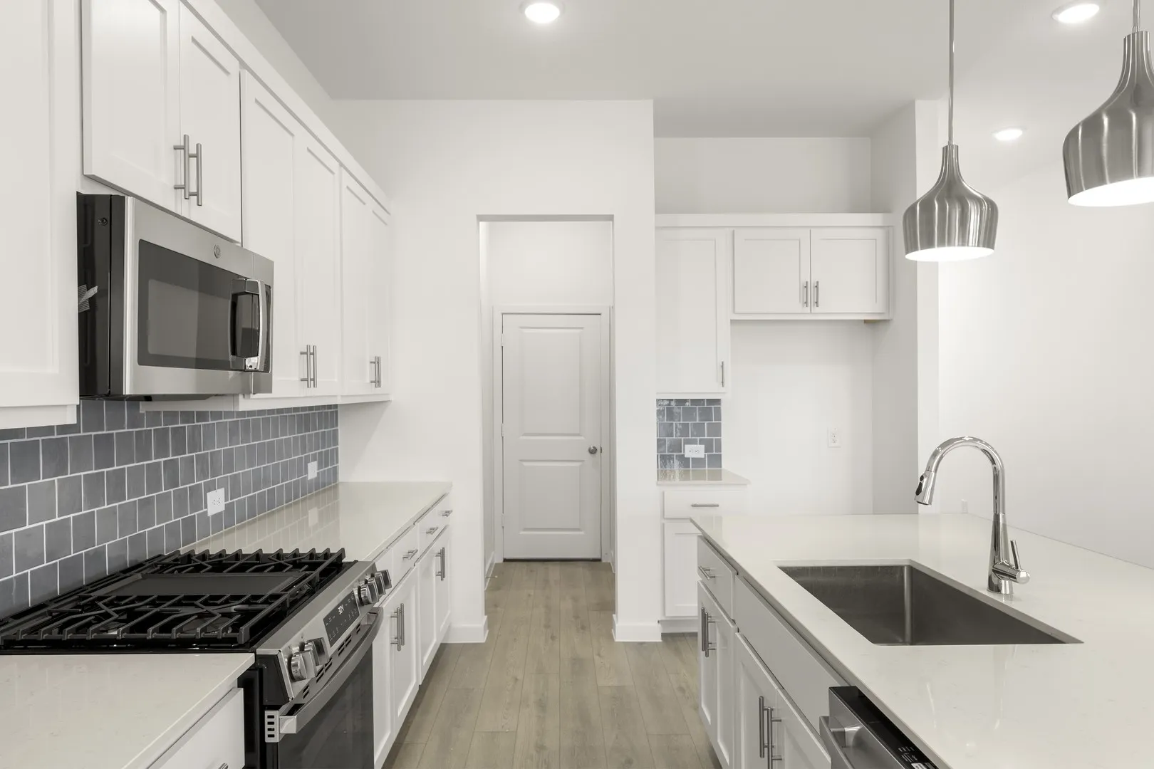 12. 1516 Eagle Meadow - Kitchen (3)