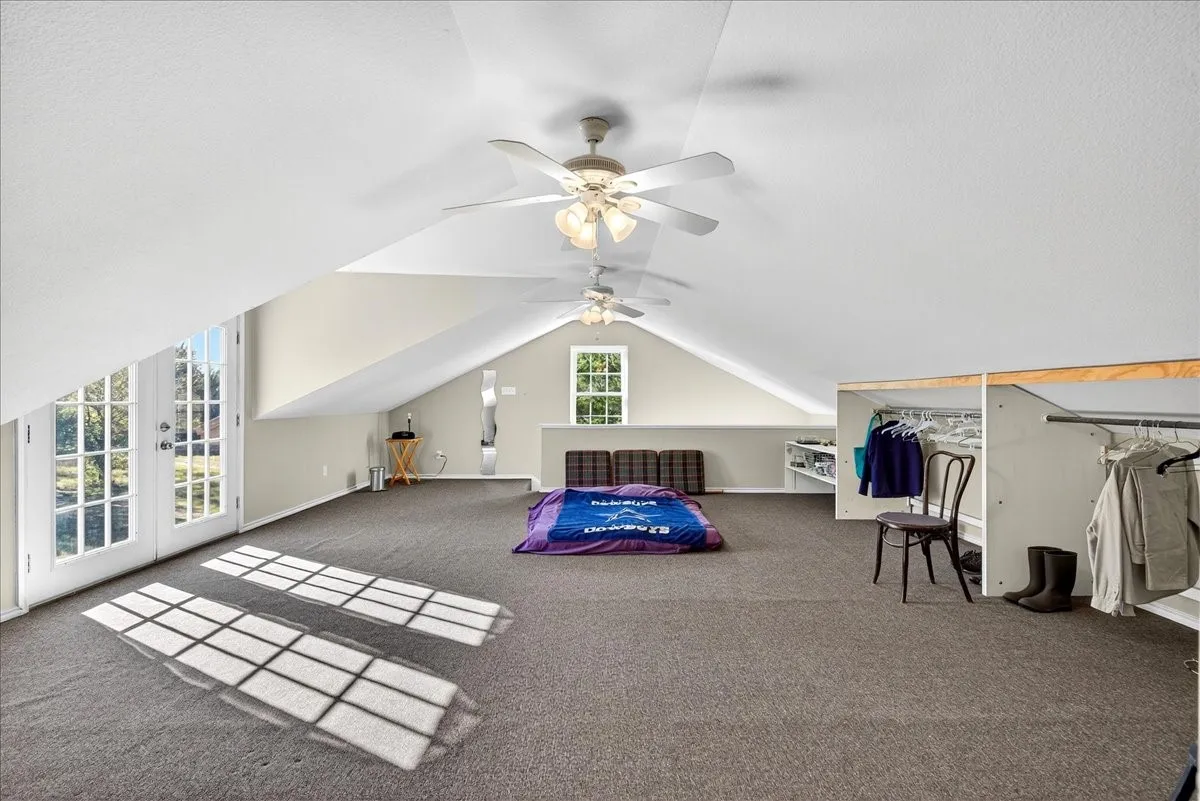 Single Family Residence For Sale in Van Zandt County , 1603 VZ CR 2908, Eustace, Texas 75124, 2 Bedrooms, 1 Bathroom, Garage spaces, 1,280 Sqft, built in 2012, Price $452,000, mls#21262421, Real Estate Agent in Eustace, Homes For Sale in Van Zandt county, Homes For Sale in Eustace, Realtor in Eustace Texas, Real Estate Brokerage Independent Realty Texas, Luminita Cordes Realtor