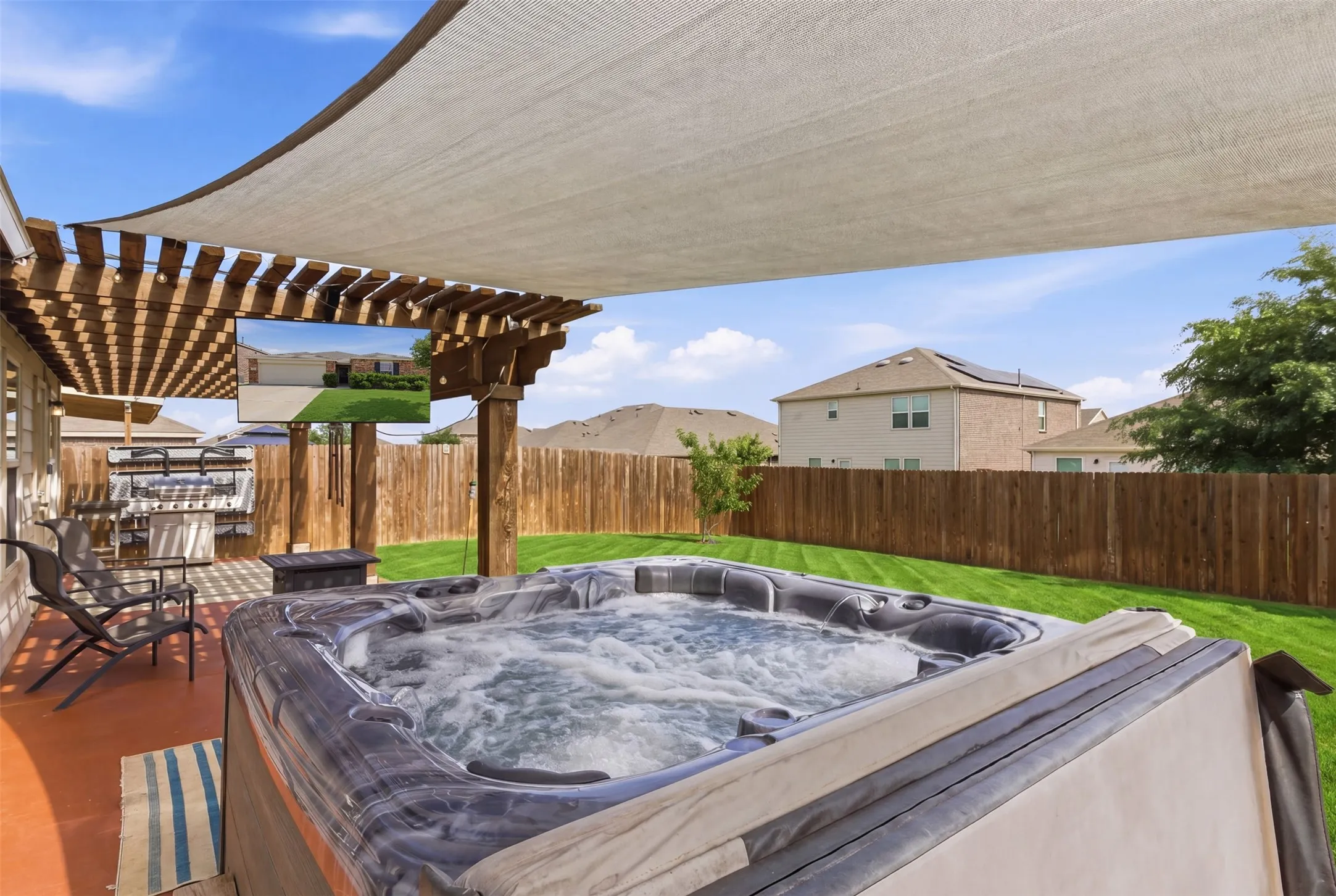 Single Family Residence For Sale in Denton County , 921 Shire Avenue, Haslet, Texas 76052, 3 Bedrooms, 2 Bathrooms, 2 Garage spaces, 1,427 Sqft, built in 2021, Price $315,000, mls#21261903, Real Estate Agent in Haslet, Homes For Sale in Denton county, Homes For Sale in Haslet, Realtor in Haslet Texas, Real Estate Brokerage Independent Realty Texas, Luminita Cordes Realtor