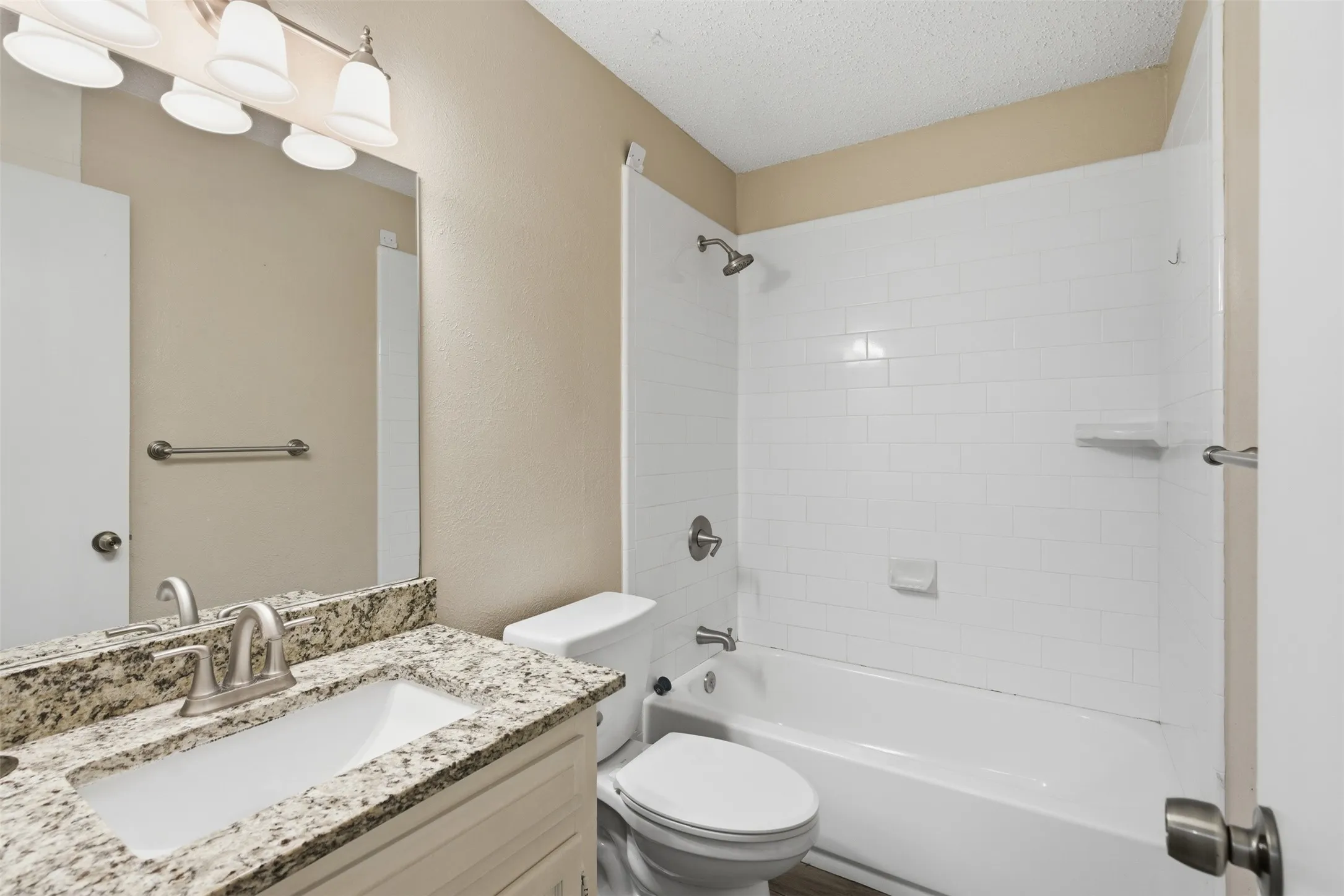 Single Family Residence For Sale in Dallas County , 1622 Wendy Way, Richardson, Texas 75081, 4 Bedroom, 2 Bathroom, 2 Garage spaces, 1,729 Sqft, built in 1971, Preowned, mls#21256246, Real Estate Agent in Richardson, Homes For Sale in Dallas county, Homes For Sale in Richardson, Realtor in Richardson Texas, Real Estate Brokerage Independent Realty Texas, Luminita Cordes Realtor