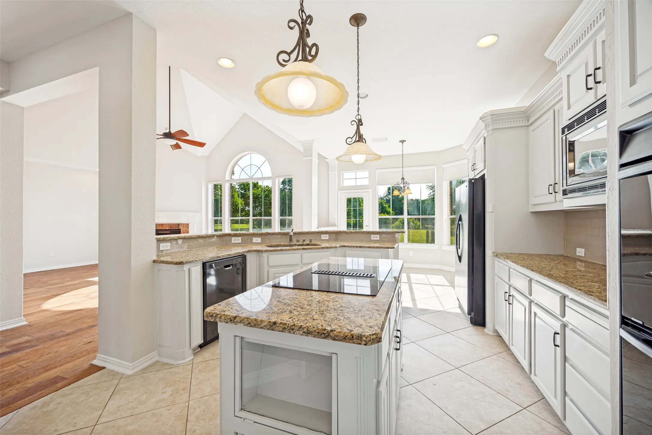 Single Family Residence For Sale in Collin County , 4504 Springhill Estates Drive, Parker, Texas 75002, 5 Bedroom, 5 Bathroom, 3 Garage spaces, 3,820 Sqft, built in 1997, mls#21201959, Real Estate Agent in Parker, Homes For Sale in Collin county, Homes For Sale in Parker, Realtor in Parker Texas, Real Estate Brokerage Independent Realty Texas, Luminita Cordes Realtor
