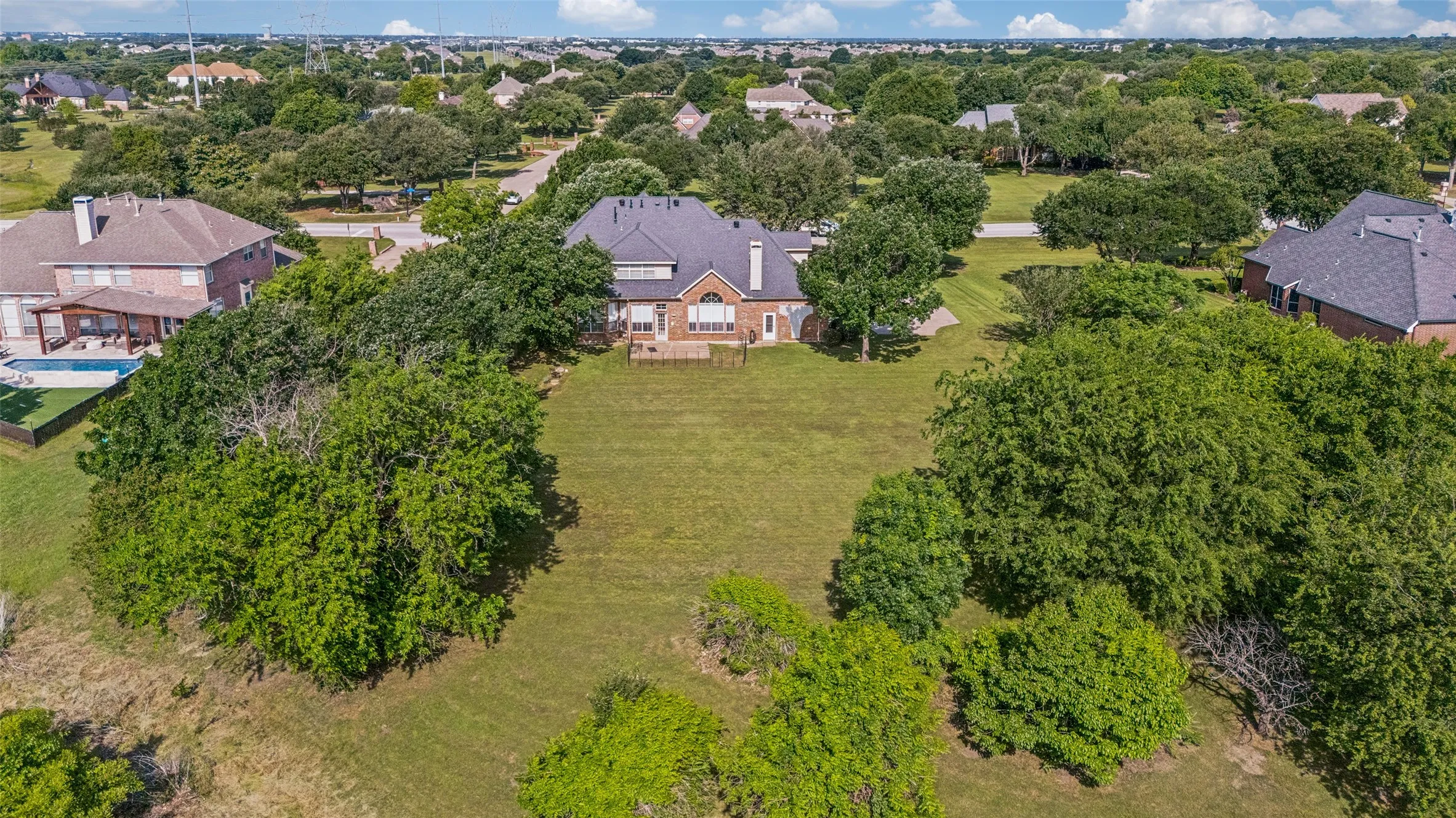 Single Family Residence For Sale in Collin County , 4504 Springhill Estates Drive, Parker, Texas 75002, 5 Bedroom, 5 Bathroom, 3 Garage spaces, 3,820 Sqft, built in 1997, mls#21201959, Real Estate Agent in Parker, Homes For Sale in Collin county, Homes For Sale in Parker, Realtor in Parker Texas, Real Estate Brokerage Independent Realty Texas, Luminita Cordes Realtor
