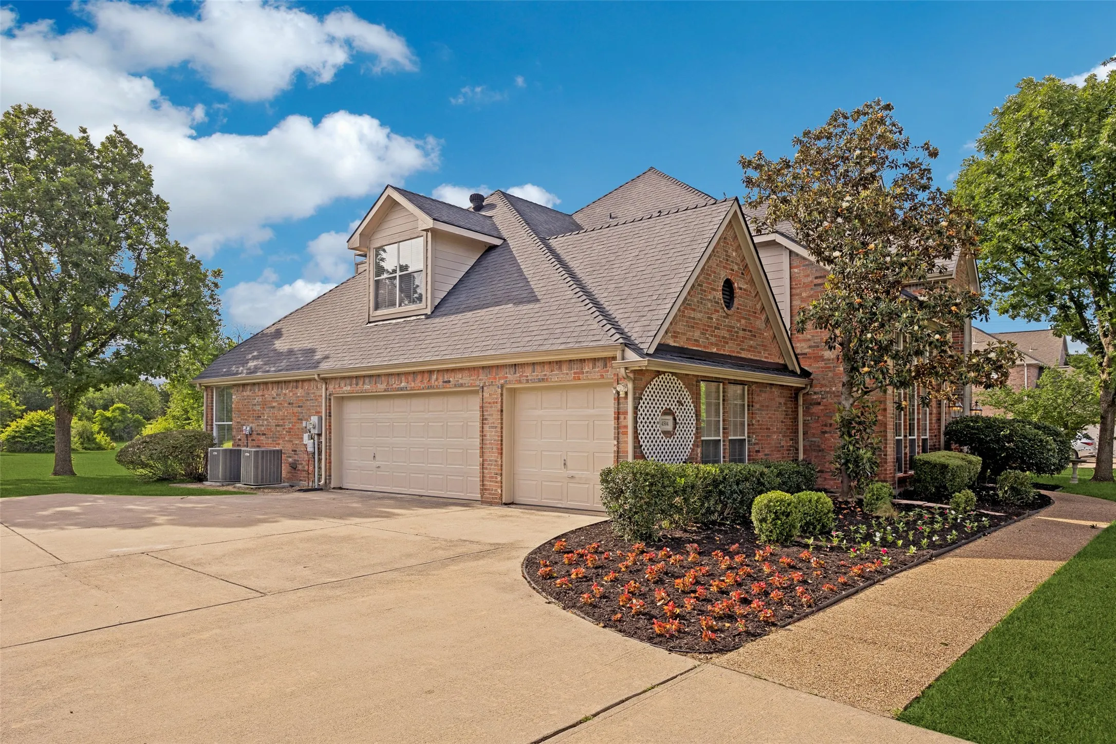 Single Family Residence For Sale in Collin County , 4504 Springhill Estates Drive, Parker, Texas 75002, 5 Bedroom, 5 Bathroom, 3 Garage spaces, 3,820 Sqft, built in 1997, mls#21201959, Real Estate Agent in Parker, Homes For Sale in Collin county, Homes For Sale in Parker, Realtor in Parker Texas, Real Estate Brokerage Independent Realty Texas, Luminita Cordes Realtor