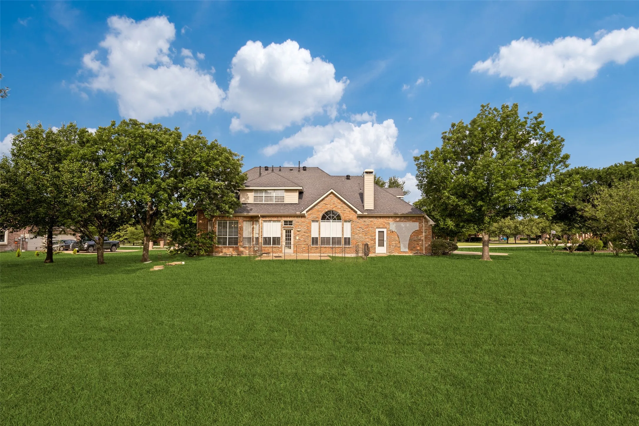 Single Family Residence For Sale in Collin County , 4504 Springhill Estates Drive, Parker, Texas 75002, 5 Bedroom, 5 Bathroom, 3 Garage spaces, 3,820 Sqft, built in 1997, mls#21201959, Real Estate Agent in Parker, Homes For Sale in Collin county, Homes For Sale in Parker, Realtor in Parker Texas, Real Estate Brokerage Independent Realty Texas, Luminita Cordes Realtor