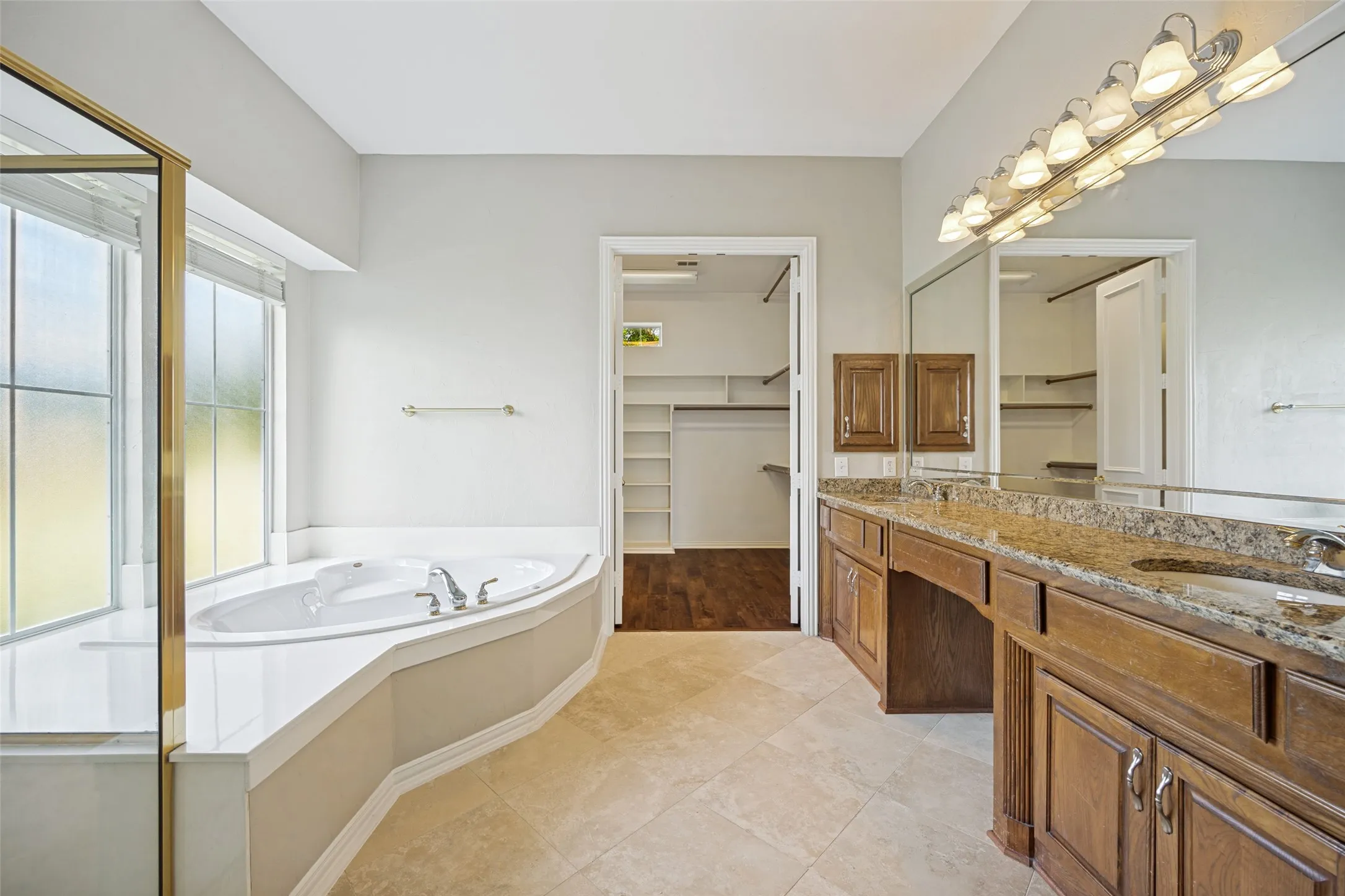 Single Family Residence For Sale in Collin County , 4504 Springhill Estates Drive, Parker, Texas 75002, 5 Bedroom, 5 Bathroom, 3 Garage spaces, 3,820 Sqft, built in 1997, mls#21201959, Real Estate Agent in Parker, Homes For Sale in Collin county, Homes For Sale in Parker, Realtor in Parker Texas, Real Estate Brokerage Independent Realty Texas, Luminita Cordes Realtor