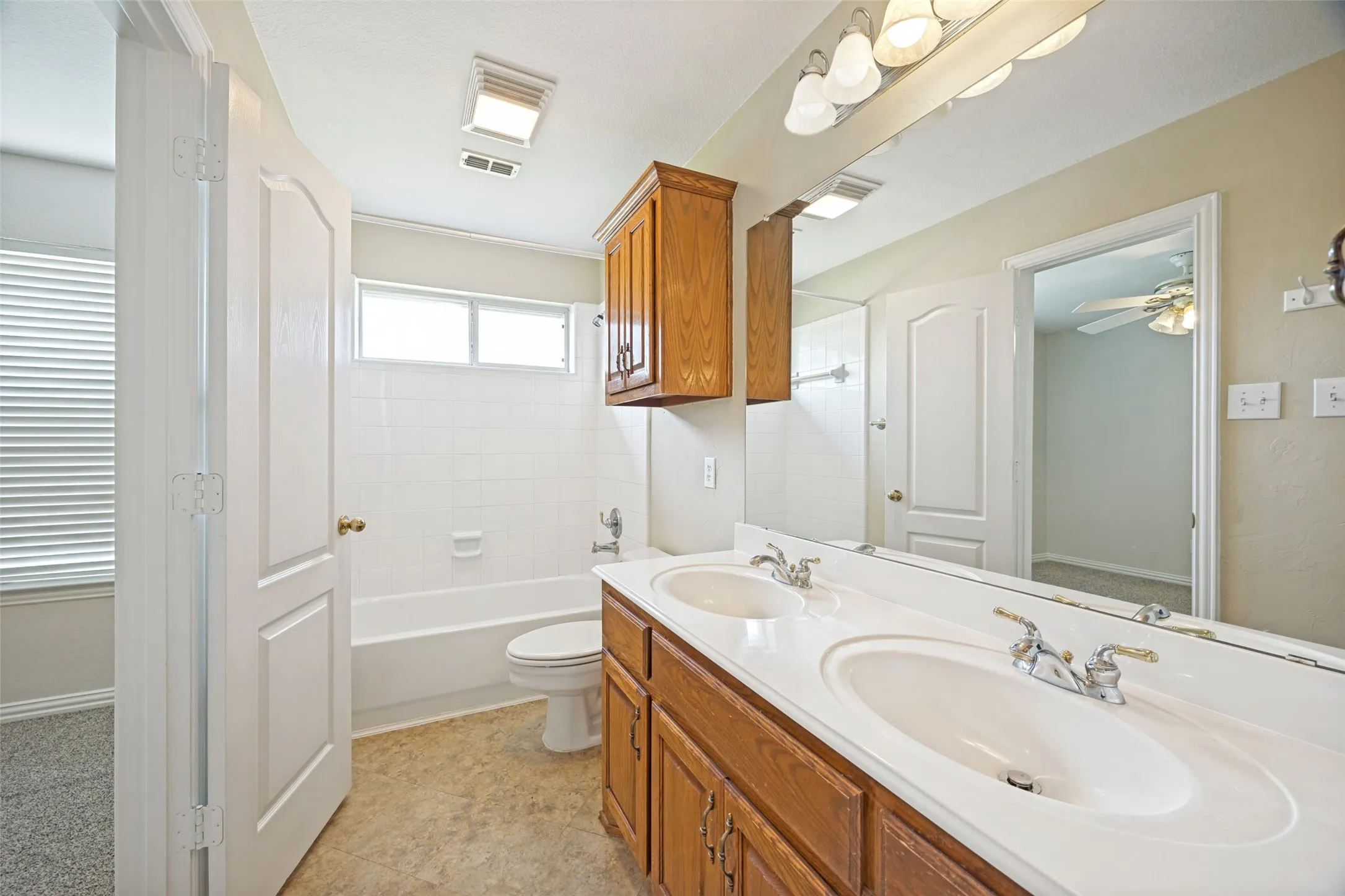 Single Family Residence For Sale in Collin County , 4504 Springhill Estates Drive, Parker, Texas 75002, 5 Bedroom, 5 Bathroom, 3 Garage spaces, 3,820 Sqft, built in 1997, mls#21201959, Real Estate Agent in Parker, Homes For Sale in Collin county, Homes For Sale in Parker, Realtor in Parker Texas, Real Estate Brokerage Independent Realty Texas, Luminita Cordes Realtor