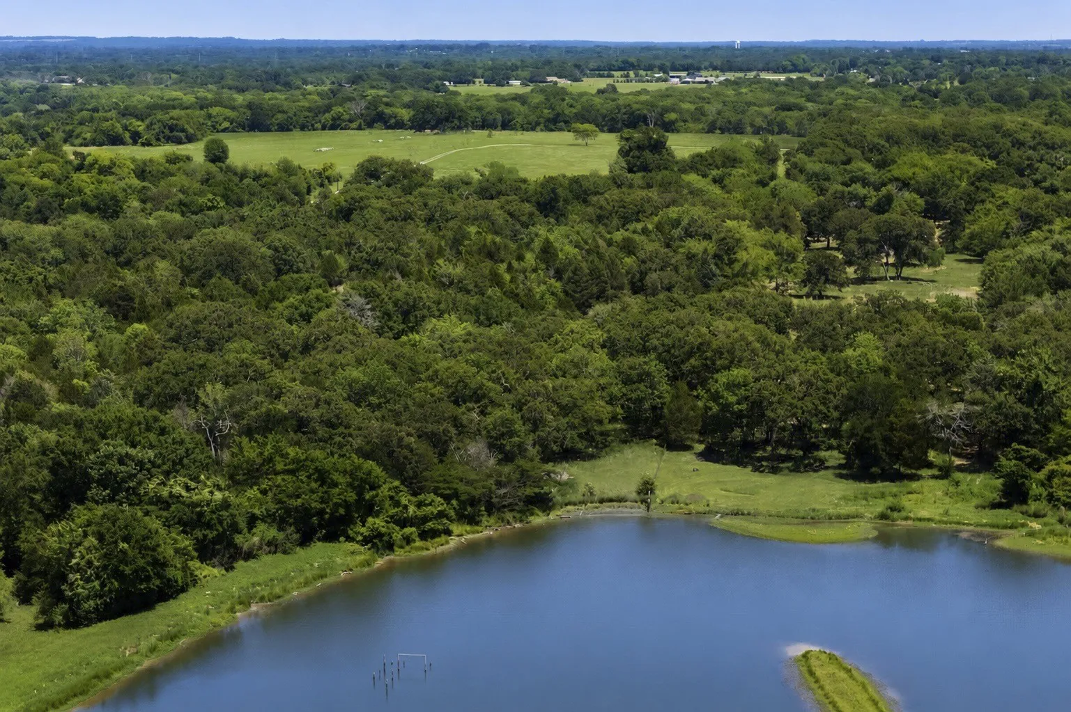Unimproved Land For Sale in Henderson County , 2930 S cr 2930, Mabank, Texas 75156, 0, 0, Garage spaces, 0 Sqft, built in 0, Price $180,000, mls#21262524, Real Estate Agent in Mabank, Homes For Sale in Henderson county, Homes For Sale in Mabank, Realtor in Mabank Texas, Real Estate Brokerage Independent Realty Texas, Luminita Cordes Realtor