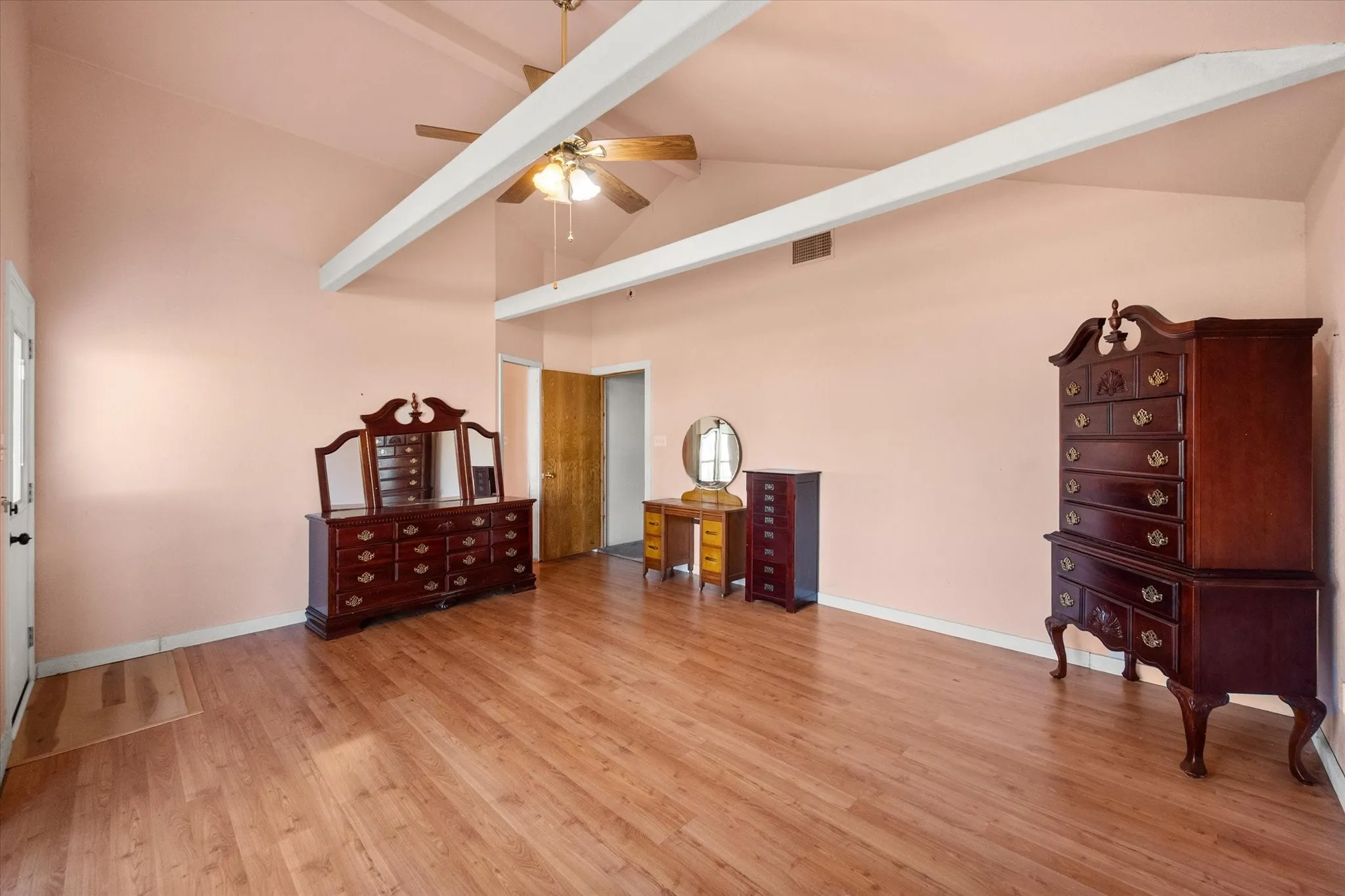 Single Family Residence For Sale in Navarro County , 134 County Road 3048, Corsicana, Texas 75109, 3 Bedroom, 2 Bathroom, Garage spaces, 1,718 Sqft, built in 2004, mls#21262362, Real Estate Agent in Corsicana, Homes For Sale in Navarro county, Homes For Sale in Corsicana, Realtor in Corsicana Texas, Real Estate Brokerage Independent Realty Texas, Luminita Cordes Realtor