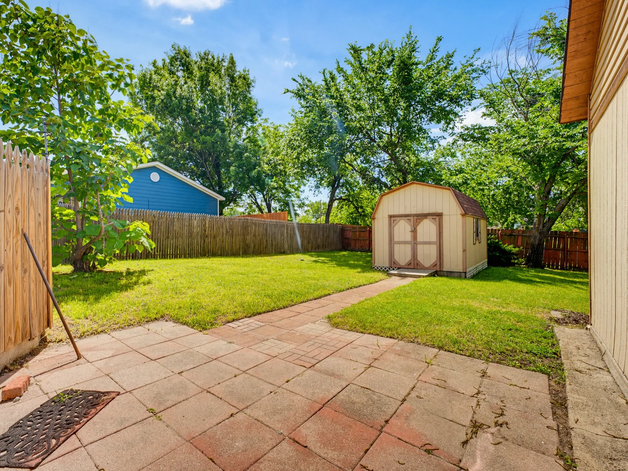 Single Family Residence For Sale in Wise County , 601 S Miller Street, Decatur, Texas 76234, 2 Bedroom, 1 Bathroom, Garage spaces, 1,540 Sqft, built in 1950, mls#21260074, Real Estate Agent in Decatur, Homes For Sale in Wise county, Homes For Sale in Decatur, Realtor in Decatur Texas, Real Estate Brokerage Independent Realty Texas, Luminita Cordes Realtor