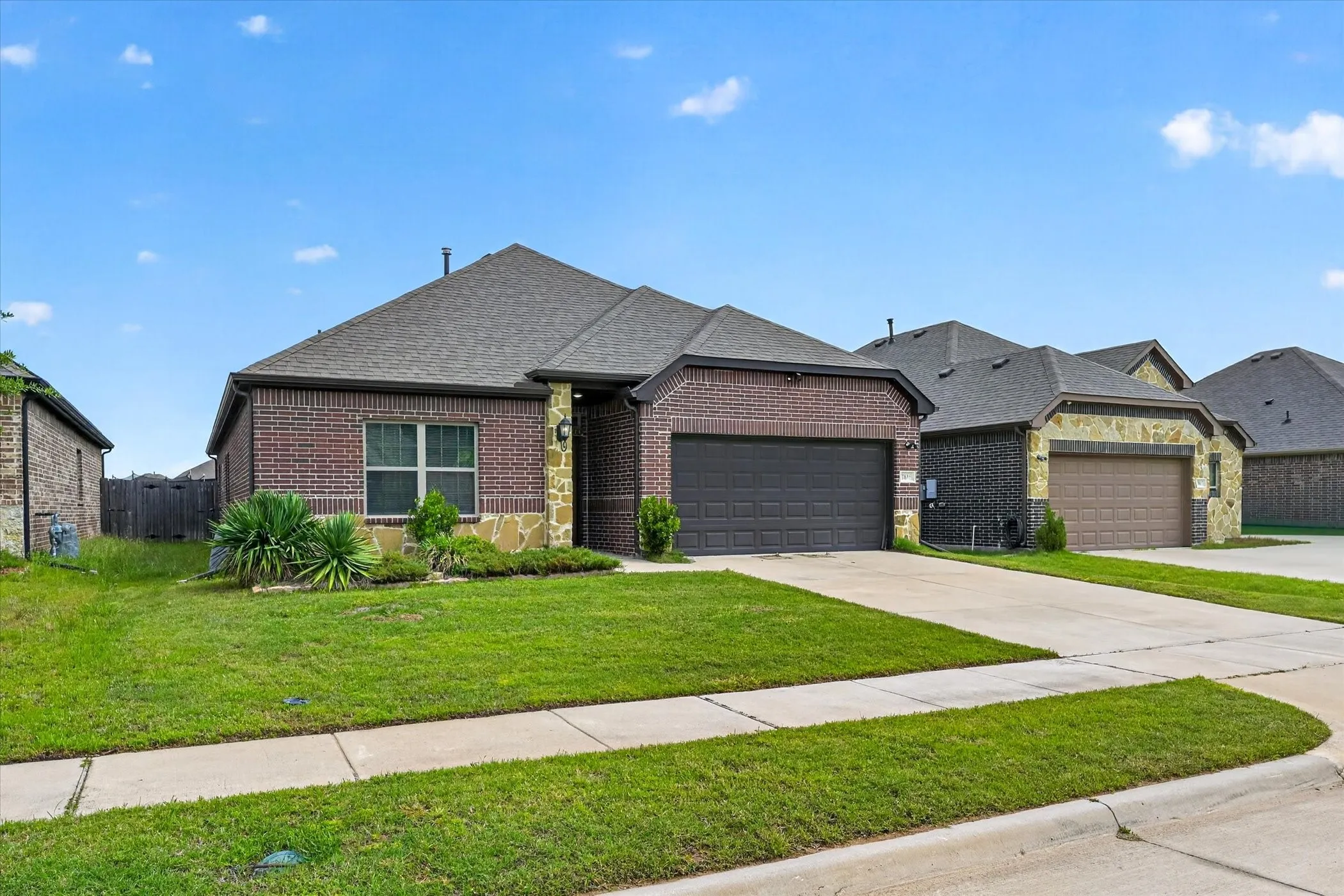 Single Family Residence For Rent in Hunt County , 7815 Cottonwood Drive, Greenville, Texas 75402, 4 Bedrooms, 2 Bathrooms, Garage spaces, 1,718 Sqft, built in 2021, Price $1,900, mls#21255393, Real Estate Agent in Greenville, Homes For Rent in Hunt county, Homes For Rent in Greenville, Realtor in Greenville Texas, Real Estate Brokerage Independent Realty Texas, Luminita Cordes Realtor