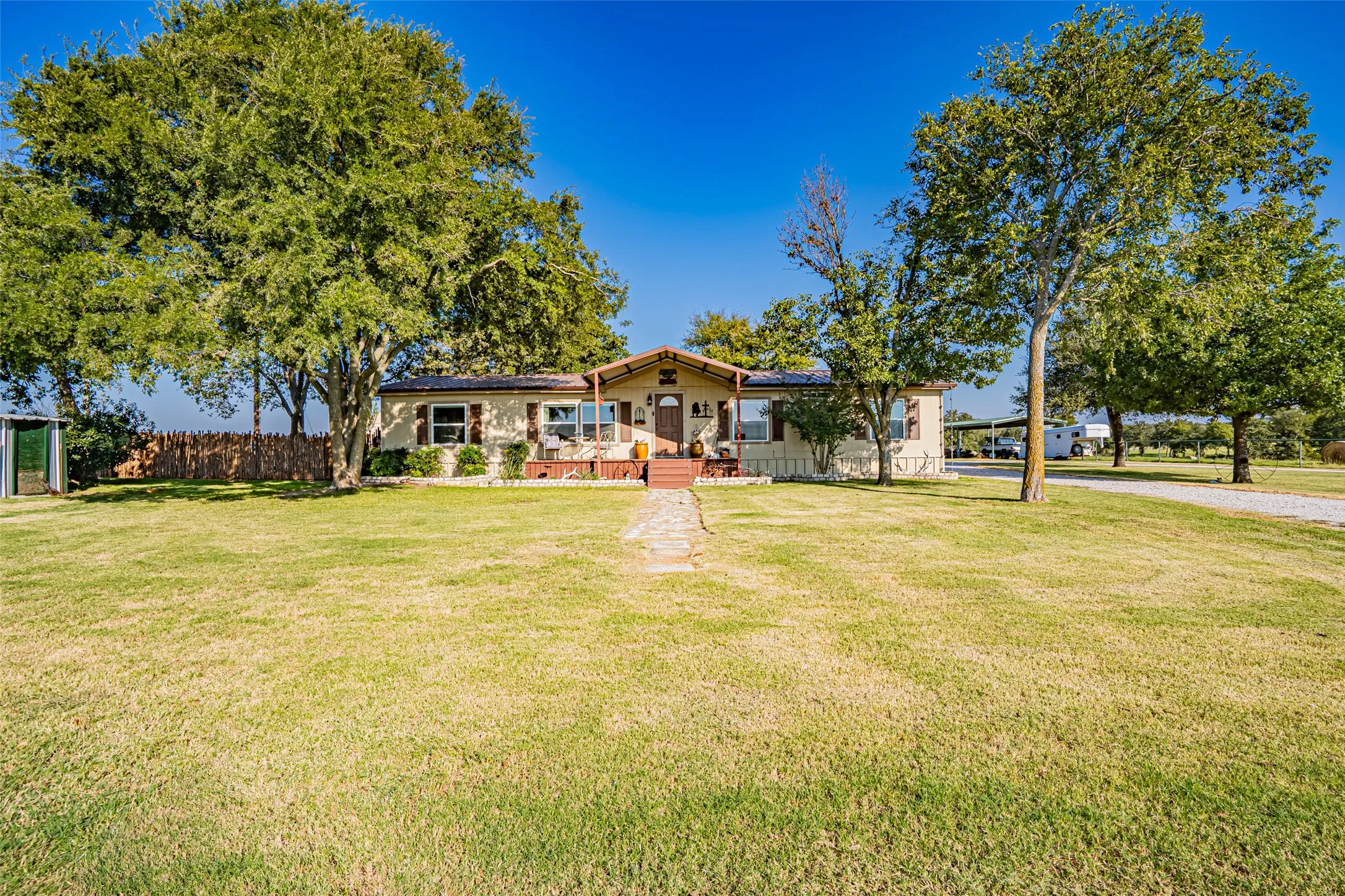 View of front facade featuring an oversized porch.