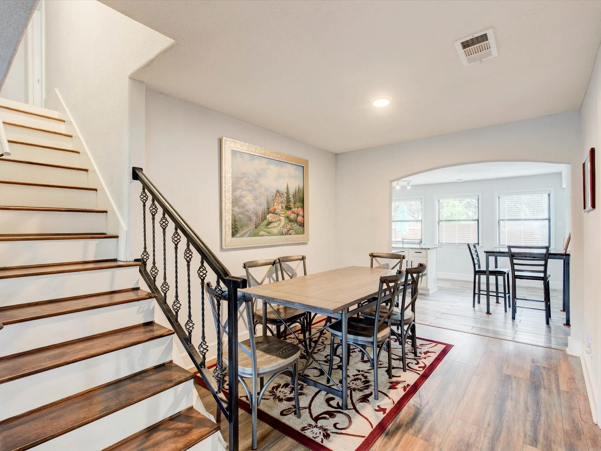 Single Family Residence For Rent in Tarrant County , 2801 W Biddison Street, Fort Worth, Texas 76109, 5 Bedroom, 2 Bathroom, Garage spaces, 2,030 Sqft, built in 1947, Preowned, mls#21259945, Real Estate Agent in Fort Worth, Homes For Rent in Tarrant county, Homes For Rent in Fort Worth, Realtor in Fort Worth Texas, Real Estate Brokerage Independent Realty Texas, Luminita Cordes Realtor