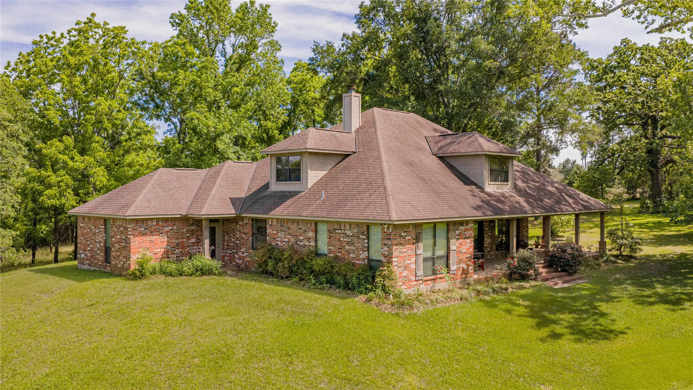 4200+ sqft Main Home offers 4 bedrooms, 3 Full baths, half bath, spacious open floorplan and exterior views from every corner!