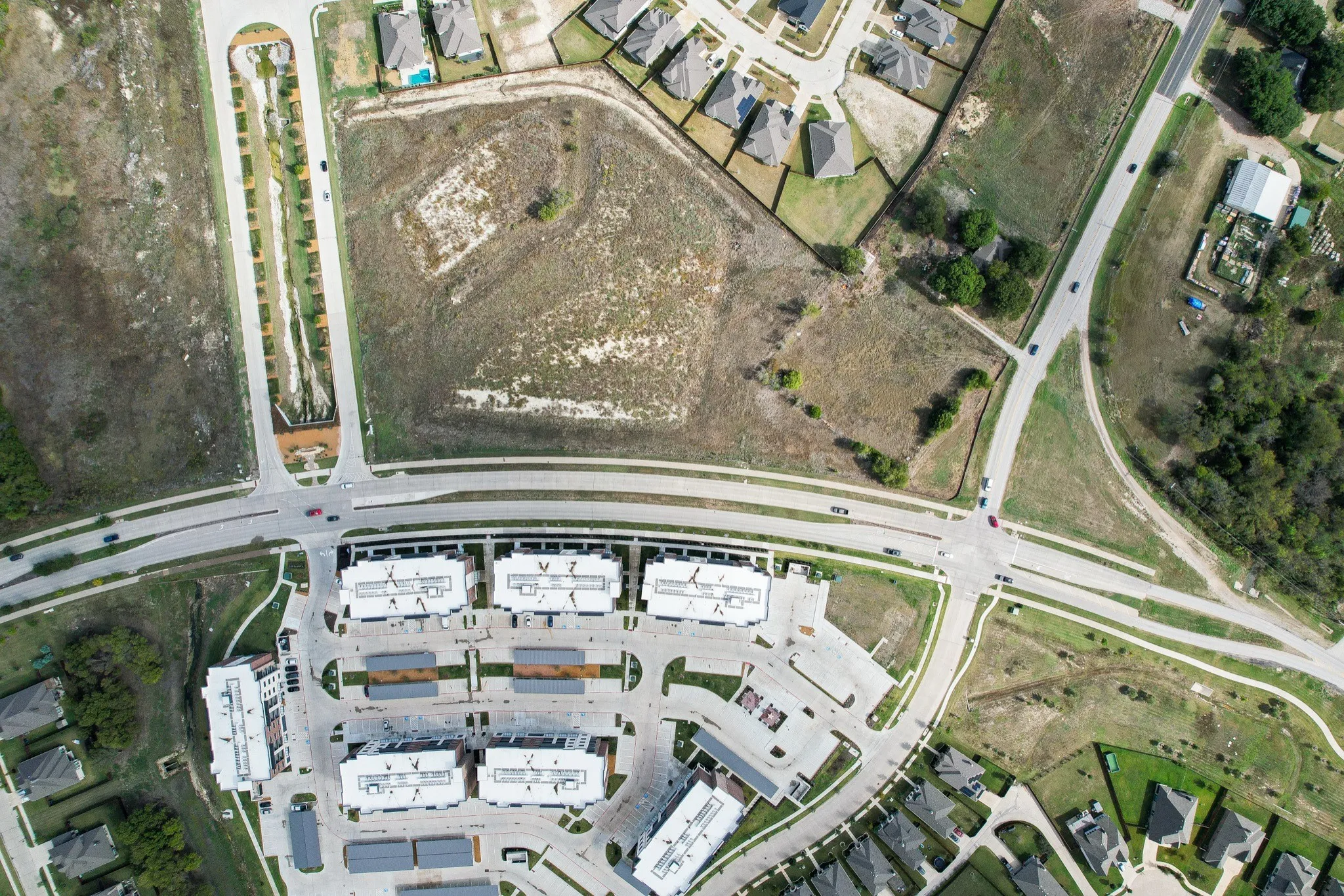 Unimproved Land For Sale in Ellis County , TBD FM 813, Waxahachie, Texas 75165, 0, 0, Garage spaces, 0 Sqft, built in 0, Price $2,991,868, mls#21262653, Real Estate Agent in Waxahachie, Homes For Sale in Ellis county, Homes For Sale in Waxahachie, Realtor in Waxahachie Texas, Real Estate Brokerage Independent Realty Texas, Luminita Cordes Realtor