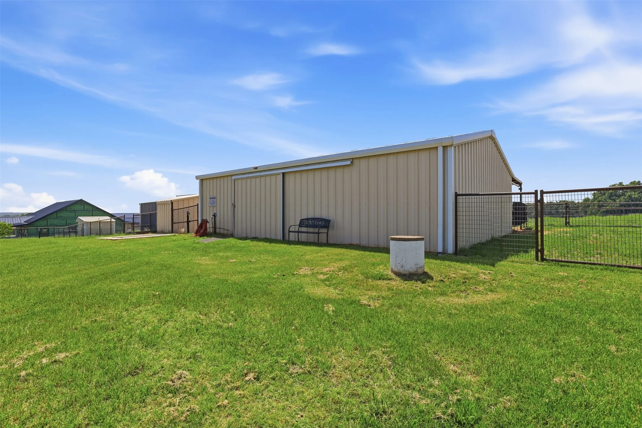 Single Family Residence For Sale in Parker County , 3517 Ethan Court, Weatherford, Texas 76088, 3 Bedroom, 2 Bathroom, 2 Garage spaces, 2,242 Sqft, built in 2006, mls#21262672, Real Estate Agent in Weatherford, Homes For Sale in Parker county, Homes For Sale in Weatherford, Realtor in Weatherford Texas, Real Estate Brokerage Independent Realty Texas, Luminita Cordes Realtor