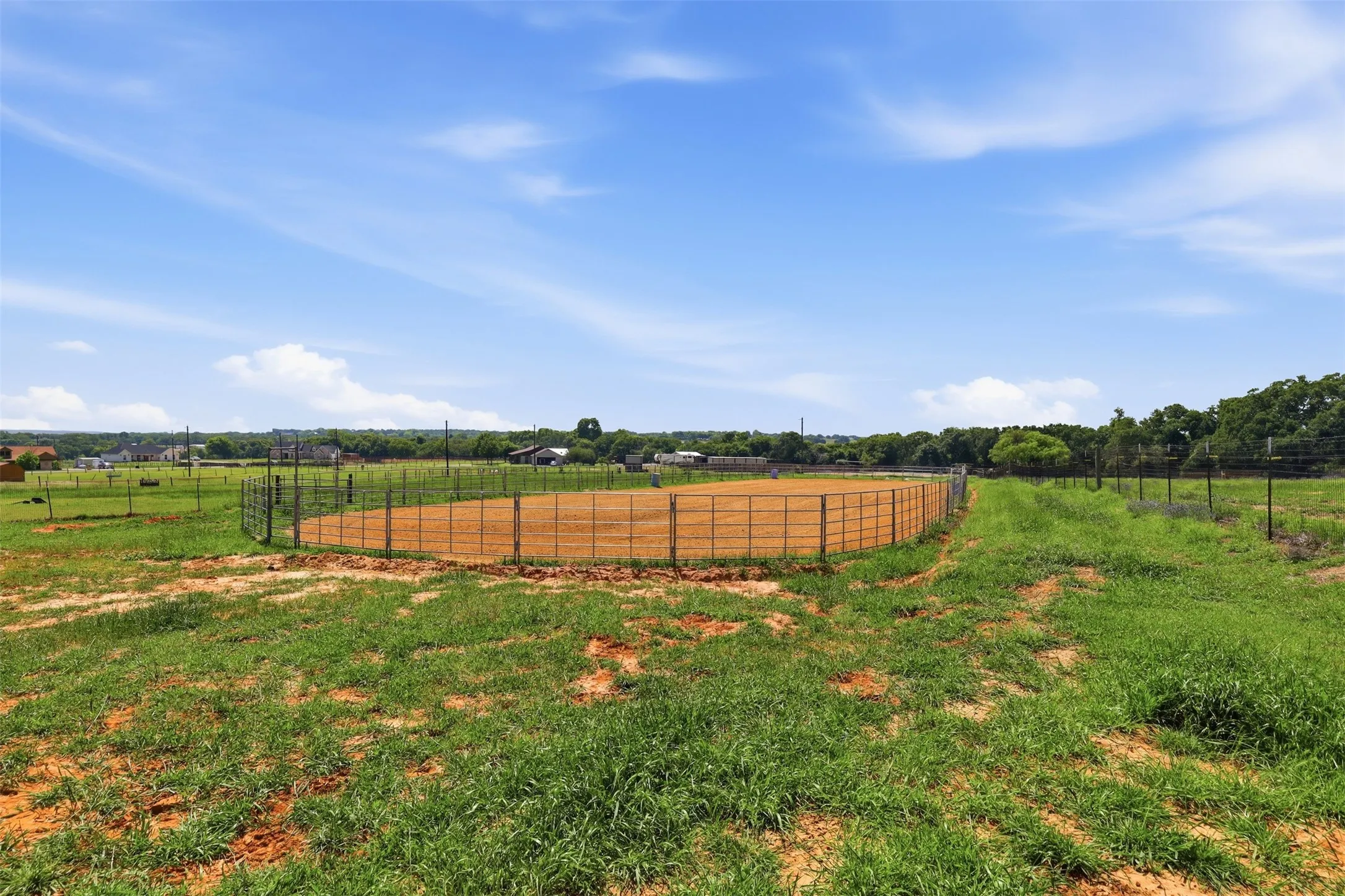 Single Family Residence For Sale in Parker County , 3517 Ethan Court, Weatherford, Texas 76088, 3 Bedroom, 2 Bathroom, 2 Garage spaces, 2,242 Sqft, built in 2006, mls#21262672, Real Estate Agent in Weatherford, Homes For Sale in Parker county, Homes For Sale in Weatherford, Realtor in Weatherford Texas, Real Estate Brokerage Independent Realty Texas, Luminita Cordes Realtor