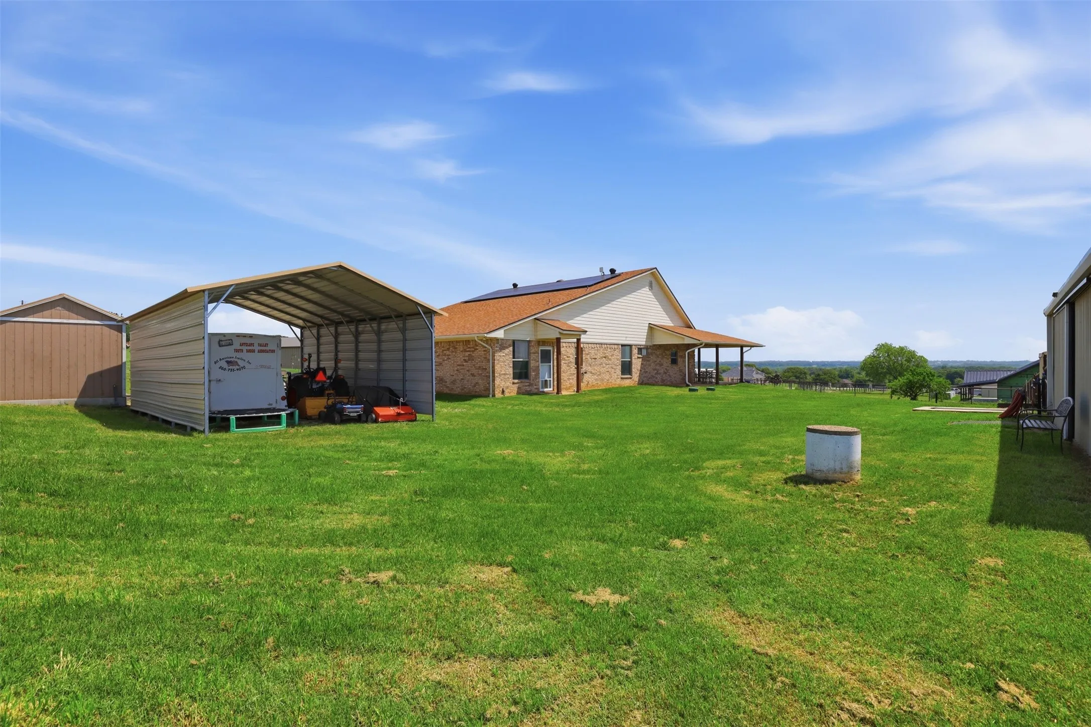 Single Family Residence For Sale in Parker County , 3517 Ethan Court, Weatherford, Texas 76088, 3 Bedroom, 2 Bathroom, 2 Garage spaces, 2,242 Sqft, built in 2006, mls#21262672, Real Estate Agent in Weatherford, Homes For Sale in Parker county, Homes For Sale in Weatherford, Realtor in Weatherford Texas, Real Estate Brokerage Independent Realty Texas, Luminita Cordes Realtor