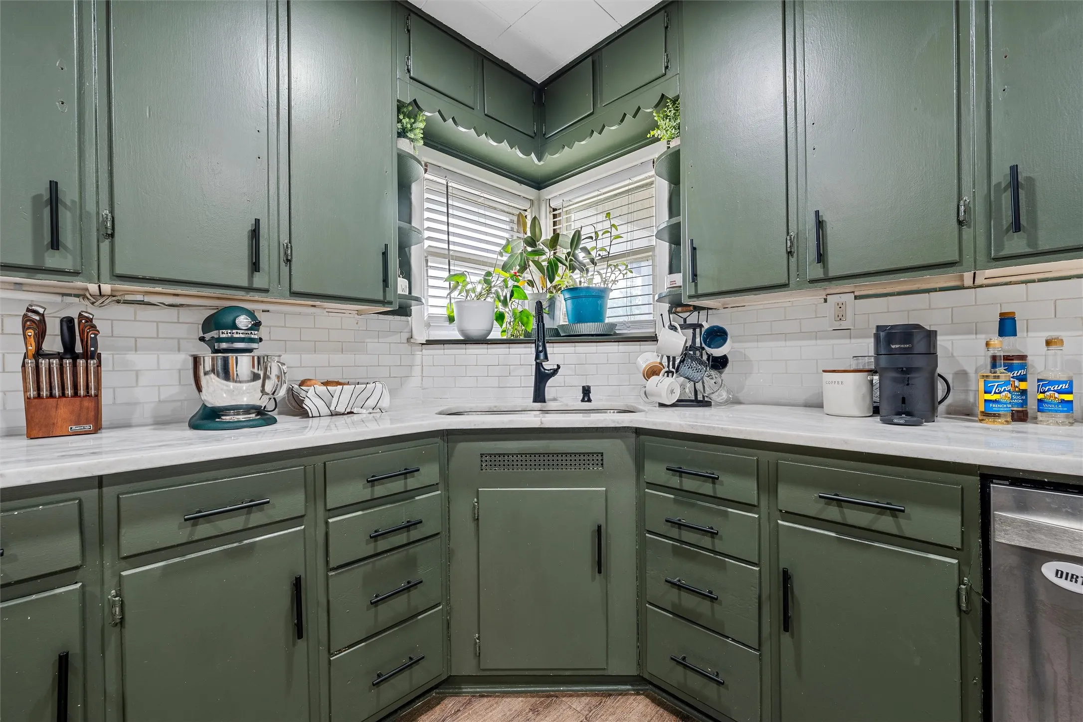 Single Family Residence For Sale in Mc Lennan County , 809 E Limestone Avenue, Mart, Texas 76664, 2 Bedroom, 1 Bathroom, Garage spaces, 1,704 Sqft, built in 1965, mls#21261313, Real Estate Agent in Mart, Homes For Sale in Mc Lennan county, Homes For Sale in Mart, Realtor in Mart Texas, Real Estate Brokerage Independent Realty Texas, Luminita Cordes Realtor