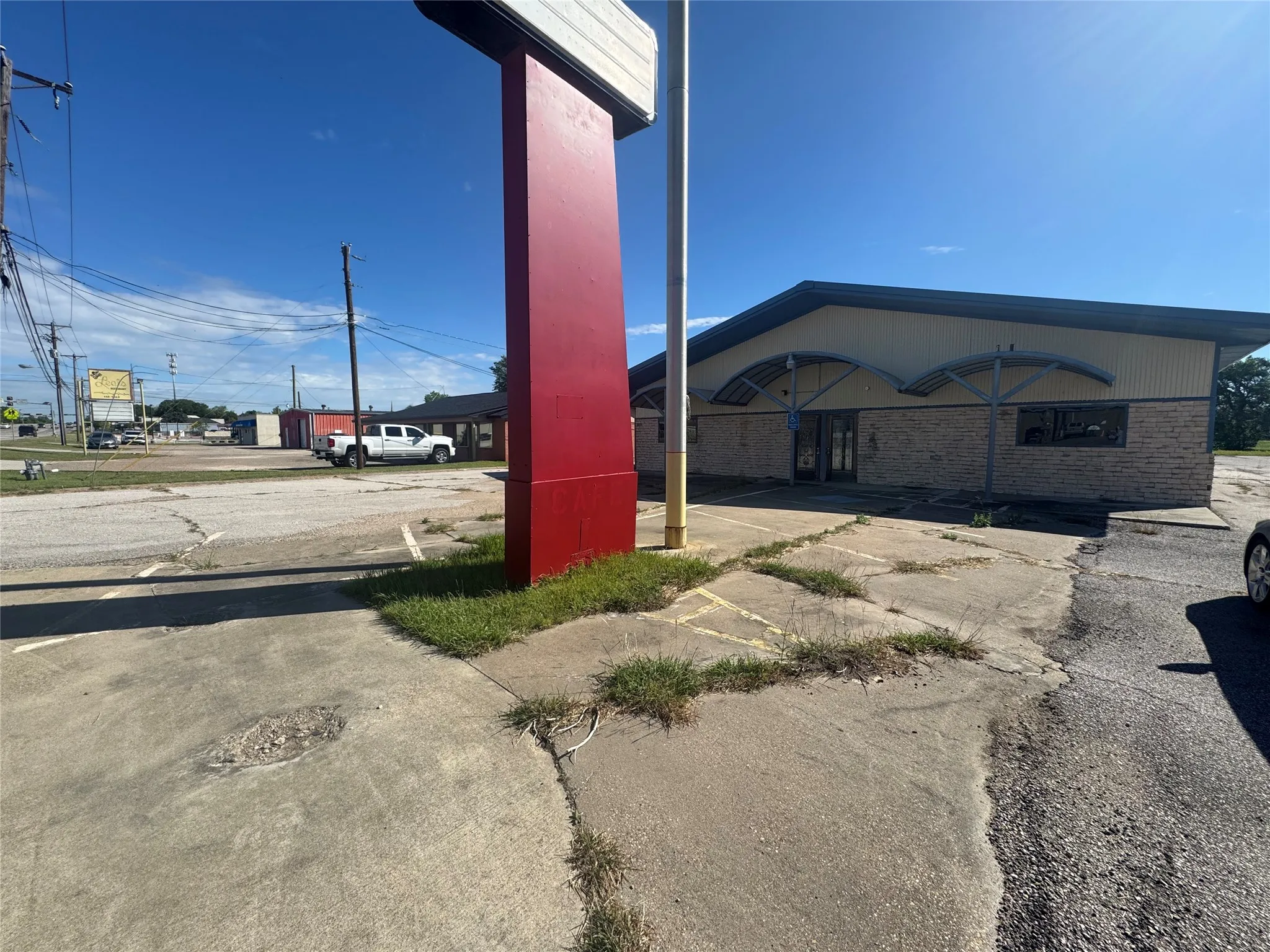 Office For Rent in Mc Lennan County , 407 N Robinson Drive, Robinson, Texas 76706, 0, 0, Garage spaces, 0 Sqft, built in 1978, Price $4,900, mls#21262713, Real Estate Agent in Robinson, Homes For Rent in Mc Lennan county, Homes For Rent in Robinson, Realtor in Robinson Texas, Real Estate Brokerage Independent Realty Texas, Luminita Cordes Realtor