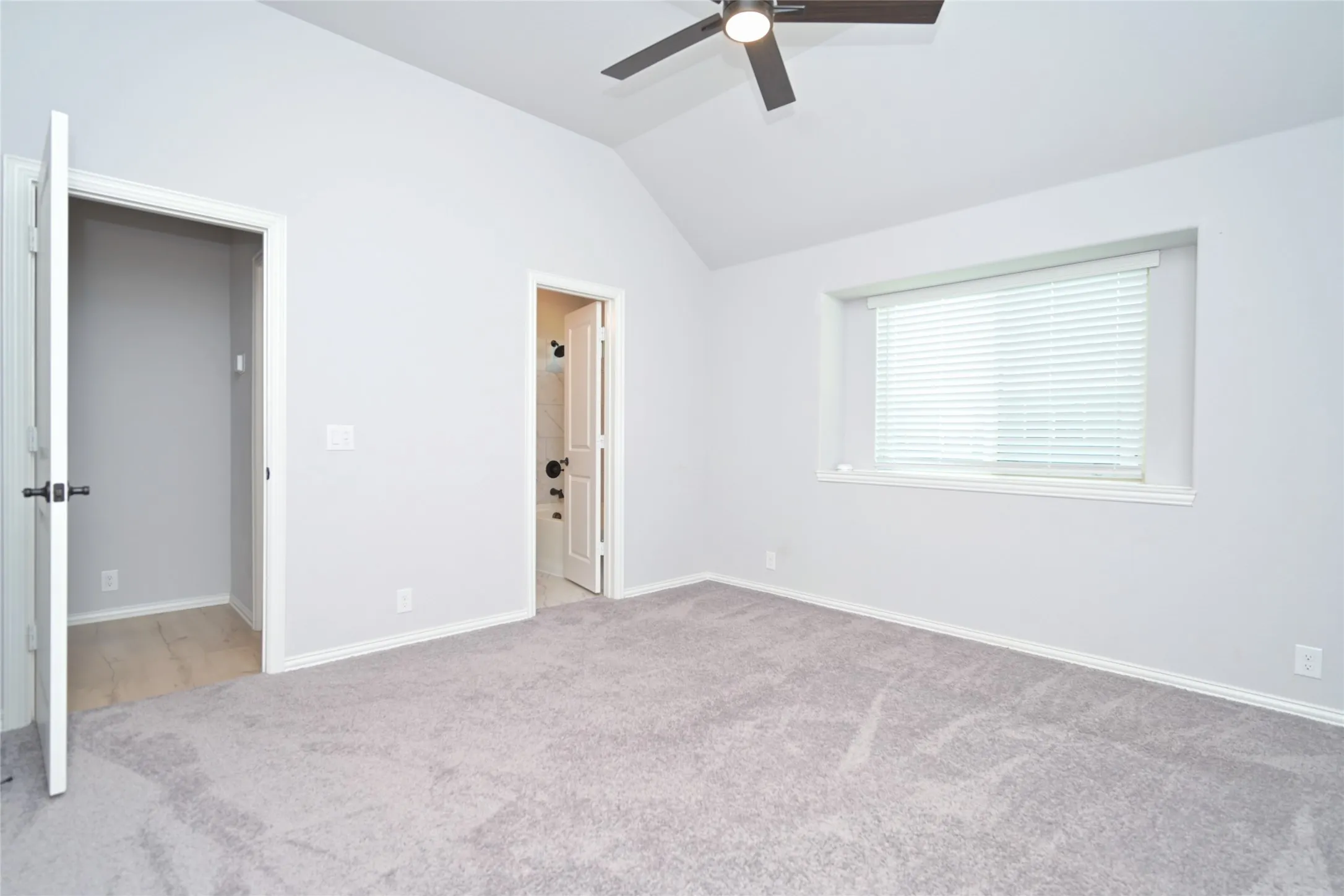 Single Family Residence For Sale in Johnson County , 12600 Eagles Bluff, Godley, Texas 76044, 5 Bedrooms, 5 Bathrooms, 3 Garage spaces, 4,054 Sqft, built in 2024, Price $698,500, mls#21257844, Real Estate Agent in Godley, Homes For Sale in Johnson county, Homes For Sale in Godley, Realtor in Godley Texas, Real Estate Brokerage Independent Realty Texas, Luminita Cordes Realtor