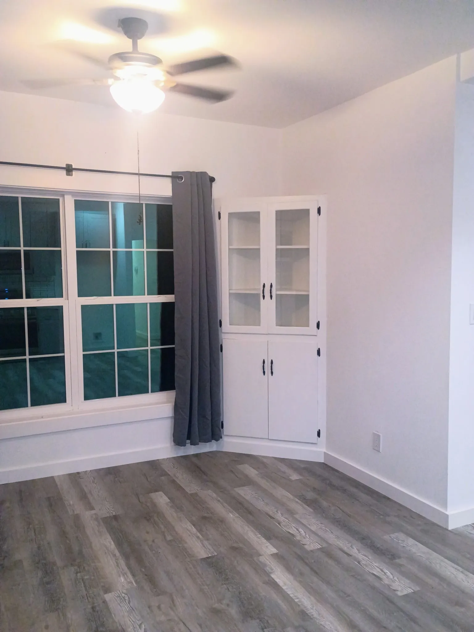 Single Family Residence For Sale in Coleman County , 208 E 9TH Street, Coleman, Texas 76834, 3 Bedroom, 3 Bathroom, Garage spaces, 1,444 Sqft, built in 0, Price $235,000, mls#21262721, Real Estate Agent in Coleman, Homes For Sale in Coleman county, Homes For Sale in Coleman, Realtor in Coleman Texas, Real Estate Brokerage Independent Realty Texas, Luminita Cordes Realtor