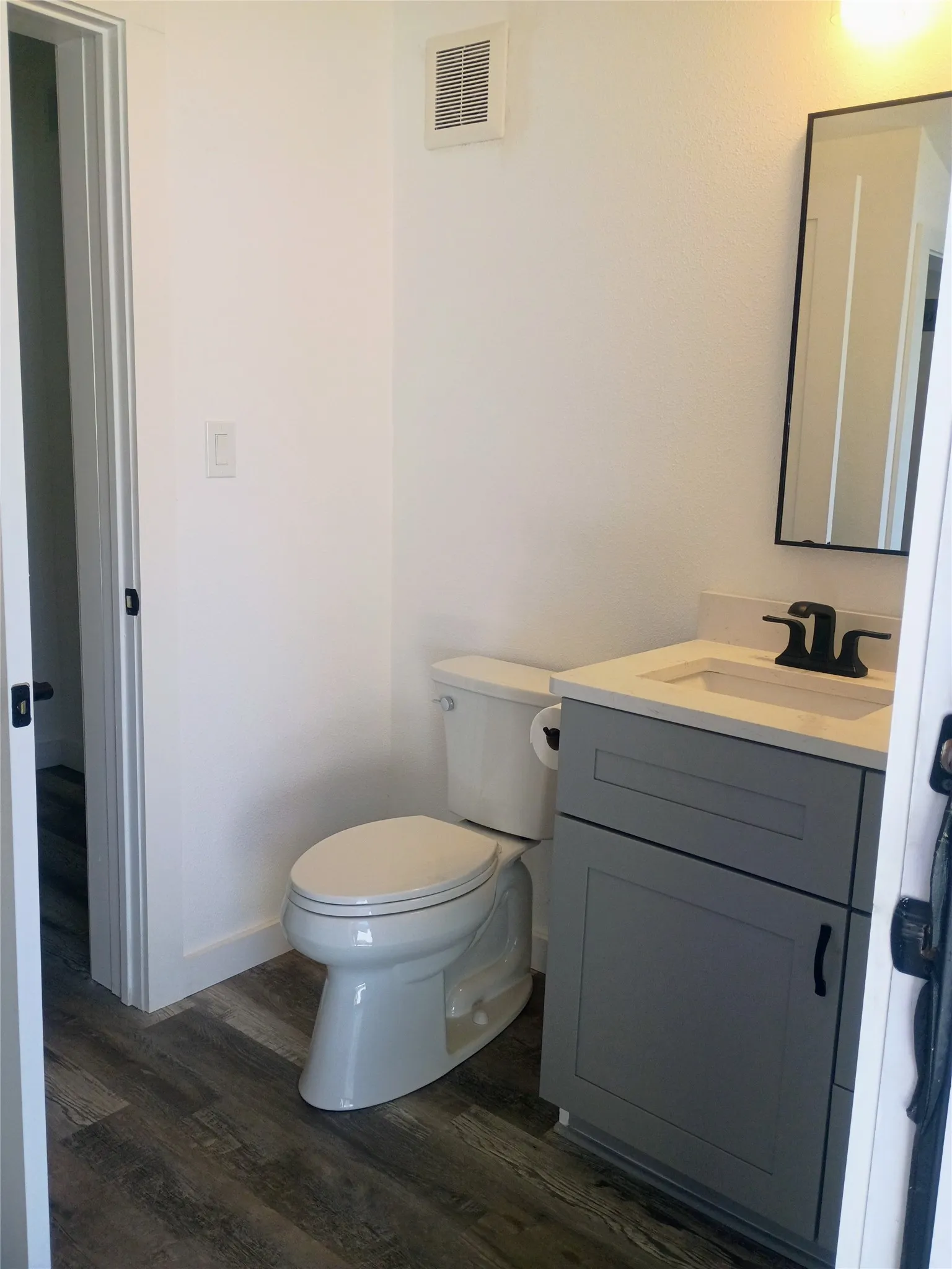 Single Family Residence For Sale in Coleman County , 208 E 9TH Street, Coleman, Texas 76834, 3 Bedroom, 3 Bathroom, Garage spaces, 1,444 Sqft, built in 0, Price $235,000, mls#21262721, Real Estate Agent in Coleman, Homes For Sale in Coleman county, Homes For Sale in Coleman, Realtor in Coleman Texas, Real Estate Brokerage Independent Realty Texas, Luminita Cordes Realtor