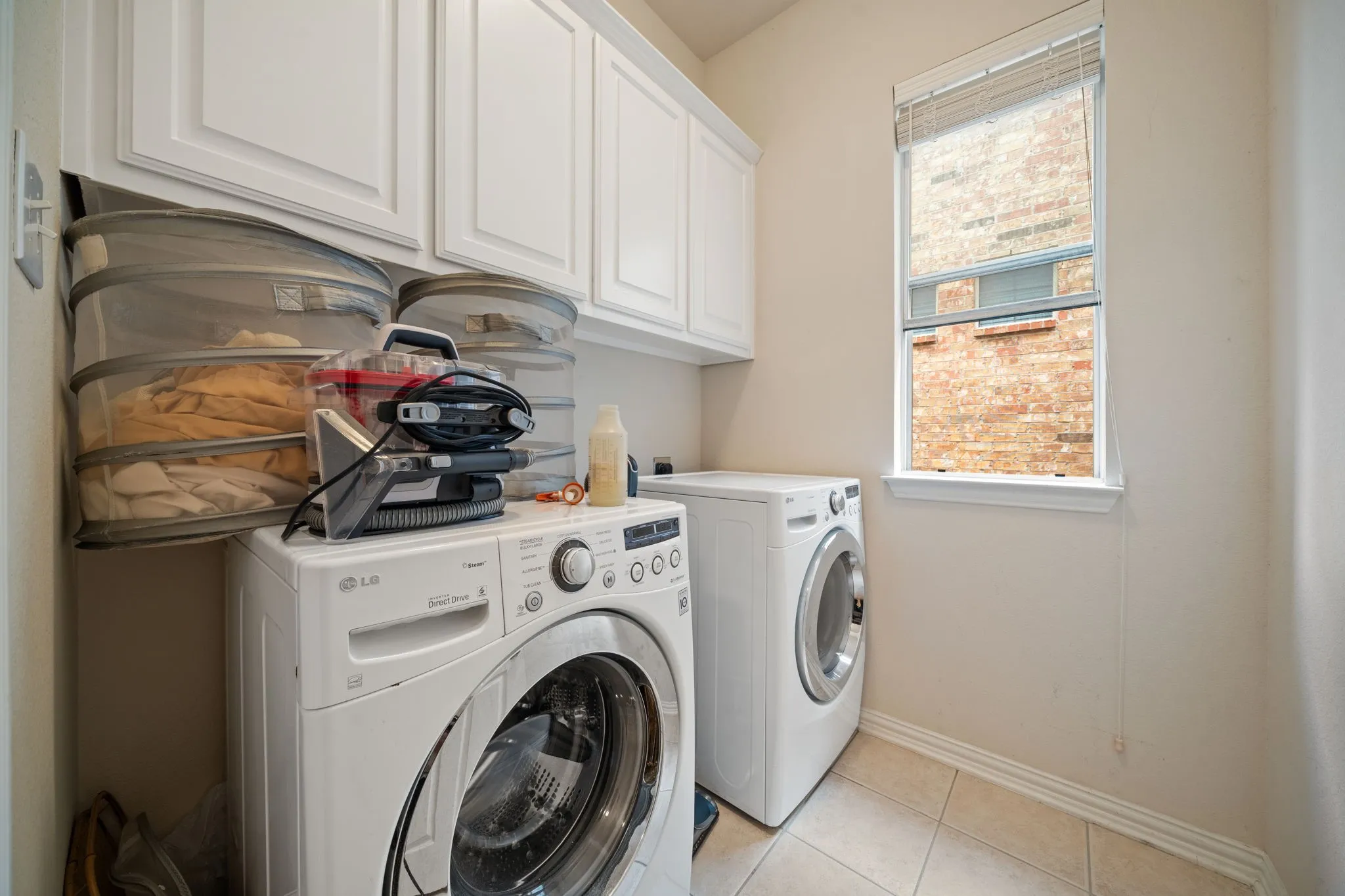 Single Family Residence For Rent in Rockwall County , 1571 Coastal Drive, Rockwall, Texas 75087, 5 Bedroom, 4 Bathroom, 2 Garage spaces, 3,618 Sqft, built in 2002, mls#21262779, Real Estate Agent in Rockwall, Homes For Rent in Rockwall county, Homes For Rent in Rockwall, Realtor in Rockwall Texas, Real Estate Brokerage Independent Realty Texas, Luminita Cordes Realtor