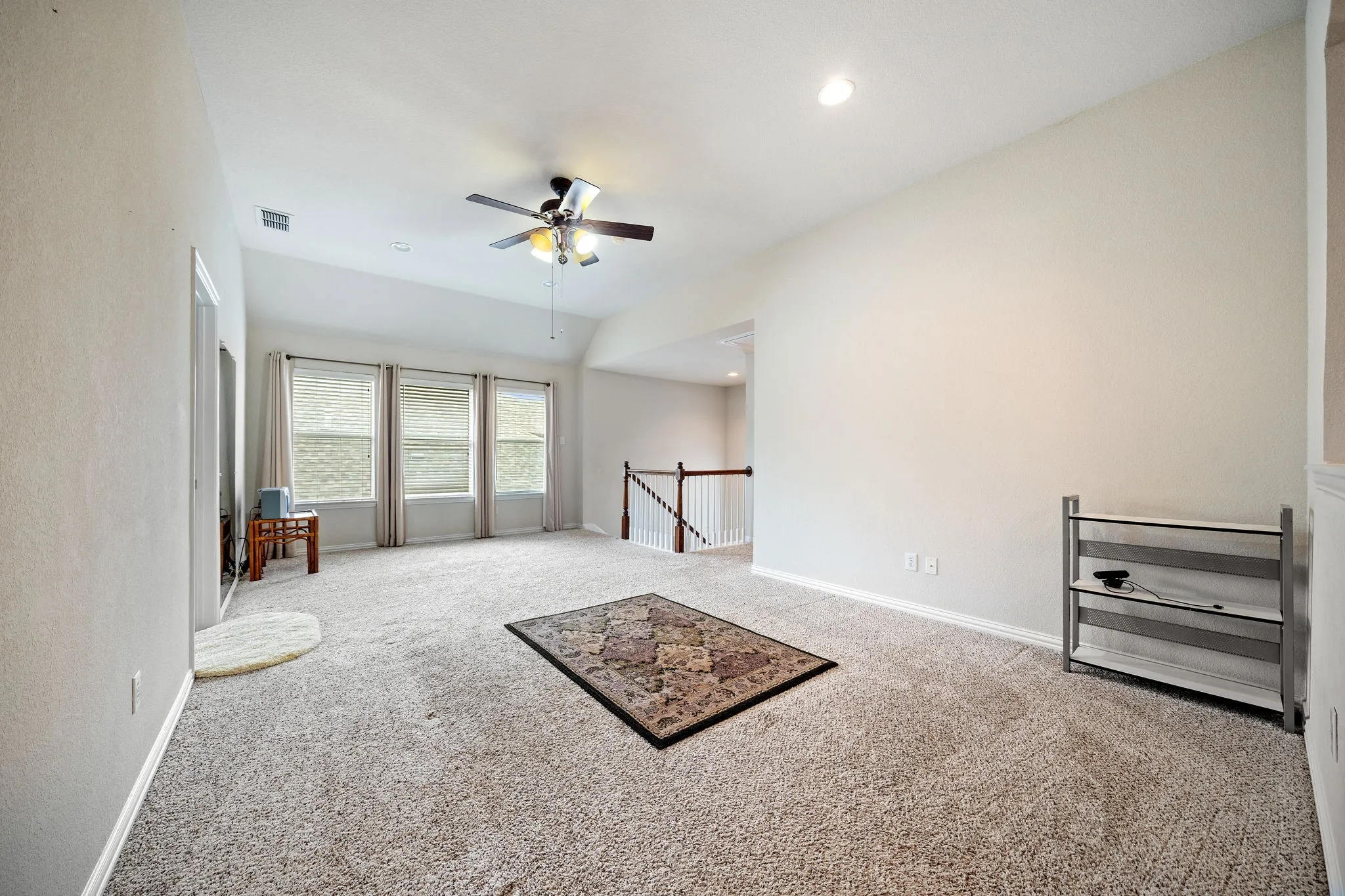 Single Family Residence For Rent in Rockwall County , 1571 Coastal Drive, Rockwall, Texas 75087, 5 Bedroom, 4 Bathroom, 2 Garage spaces, 3,618 Sqft, built in 2002, mls#21262779, Real Estate Agent in Rockwall, Homes For Rent in Rockwall county, Homes For Rent in Rockwall, Realtor in Rockwall Texas, Real Estate Brokerage Independent Realty Texas, Luminita Cordes Realtor