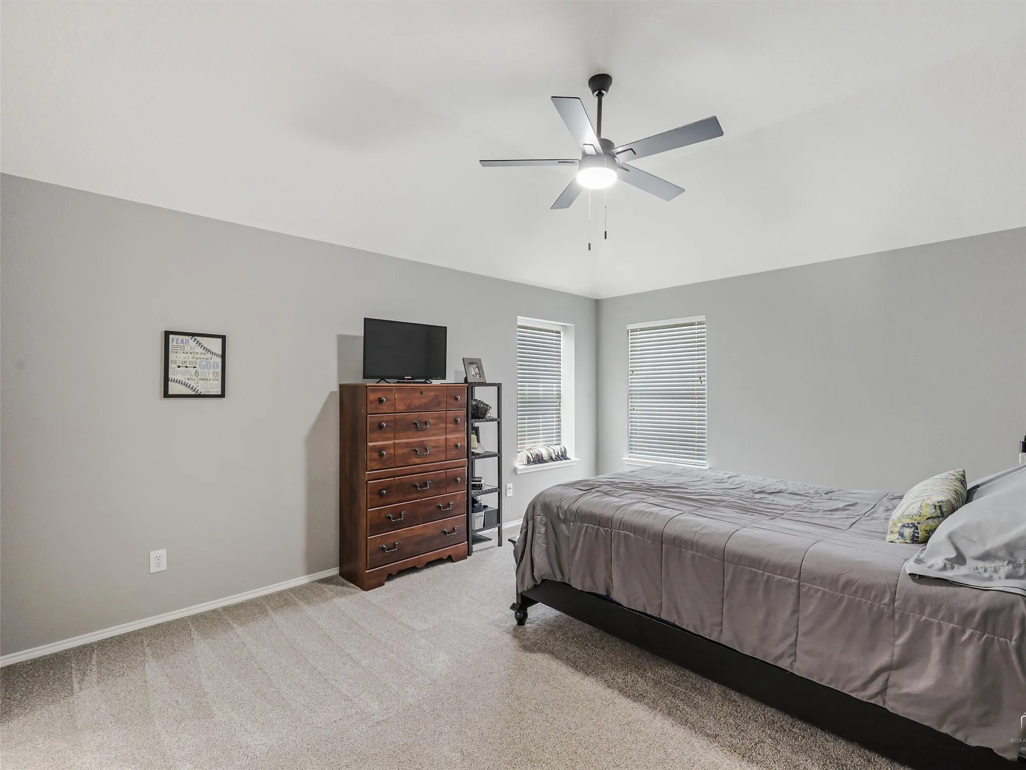 Single Family Residence For Sale in Denton County , 8653 Shakespeare Lane, Frisco, Texas 75036, 5 Bedroom, 4 Bathroom, 2 Garage spaces, 3,678 Sqft, built in 2003, mls#21258976, Real Estate Agent in Frisco, Homes For Sale in Denton county, Homes For Sale in Frisco, Realtor in Frisco Texas, Real Estate Brokerage Independent Realty Texas, Luminita Cordes Realtor